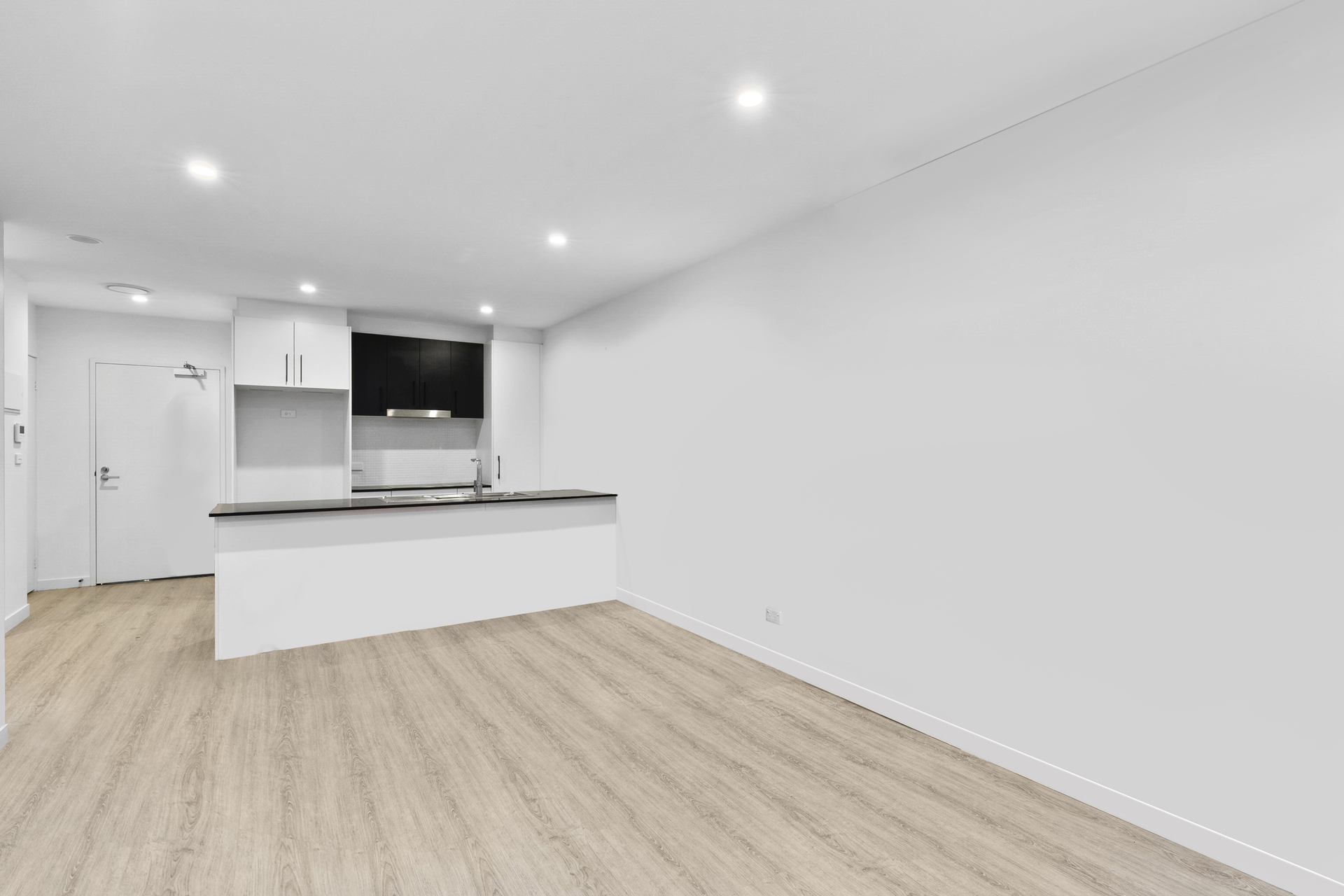8/120 John Gorton Drive, Coombs ACT 2611, Coombs - Thumbnail 4