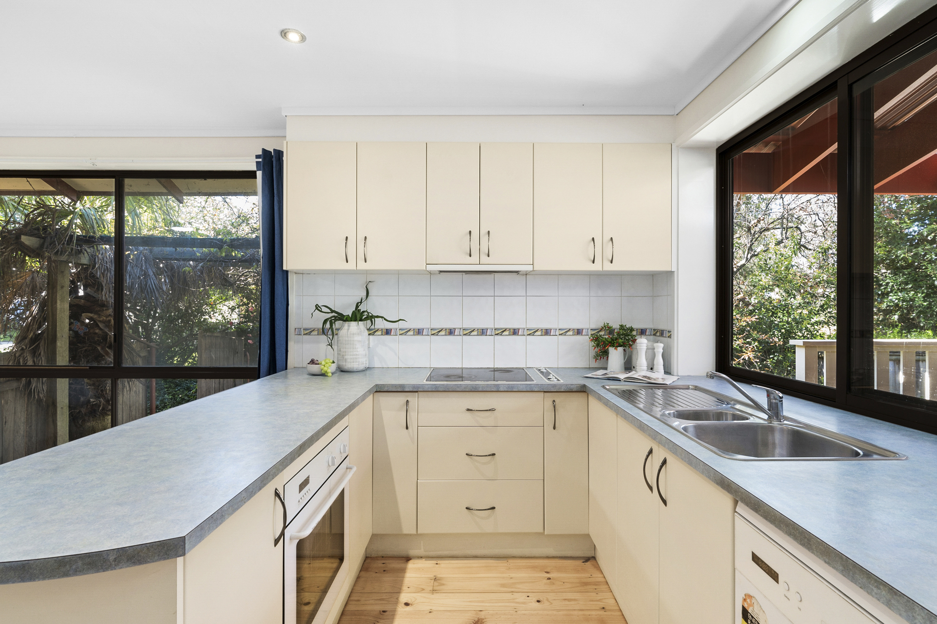 10 MacQueen Place, Charnwood ACT 2615, Charnwood - Thumbnail 5