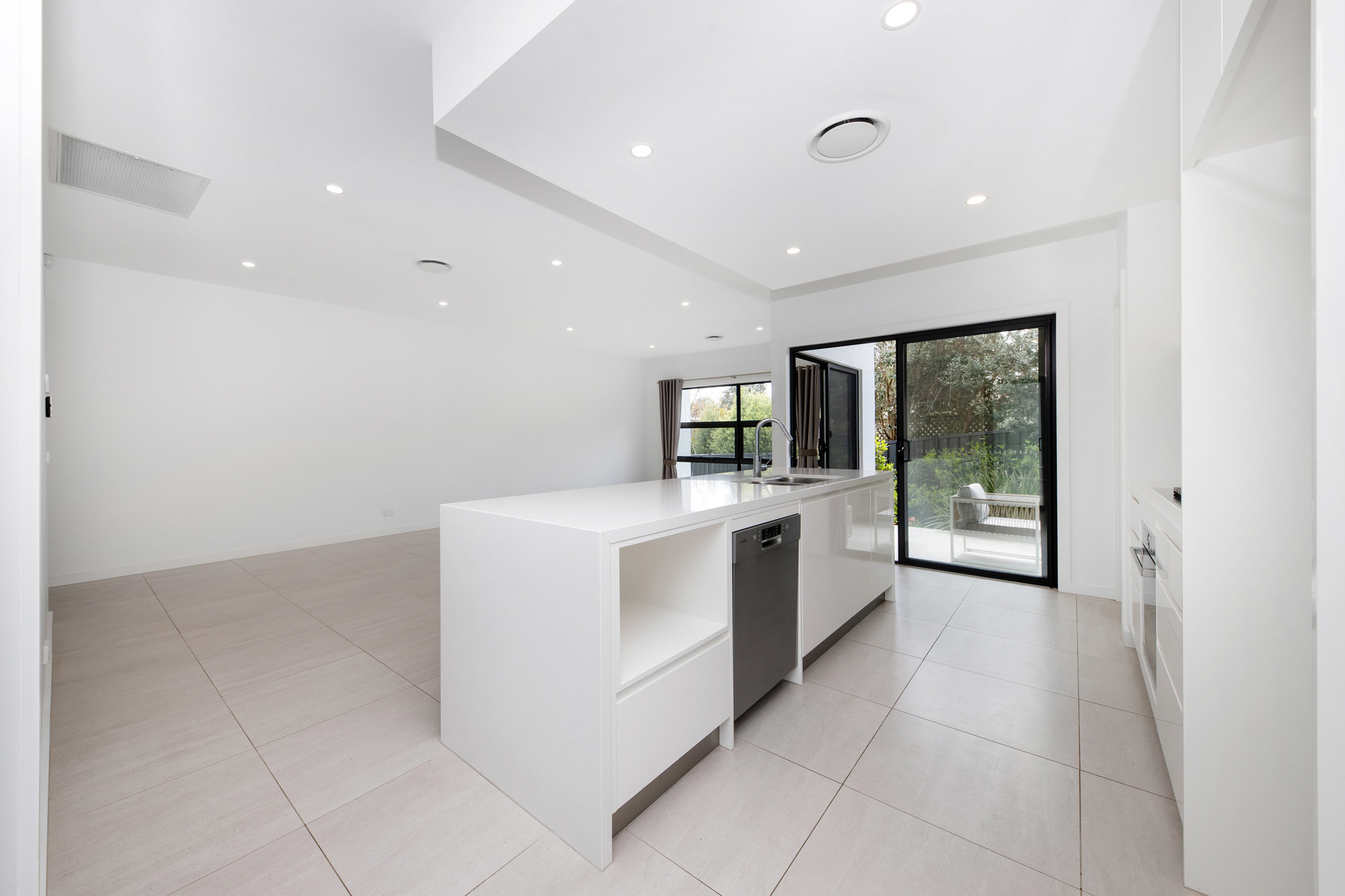 9B Bernacchi Street, Mawson ACT 2607, Mawson - Thumbnail 7