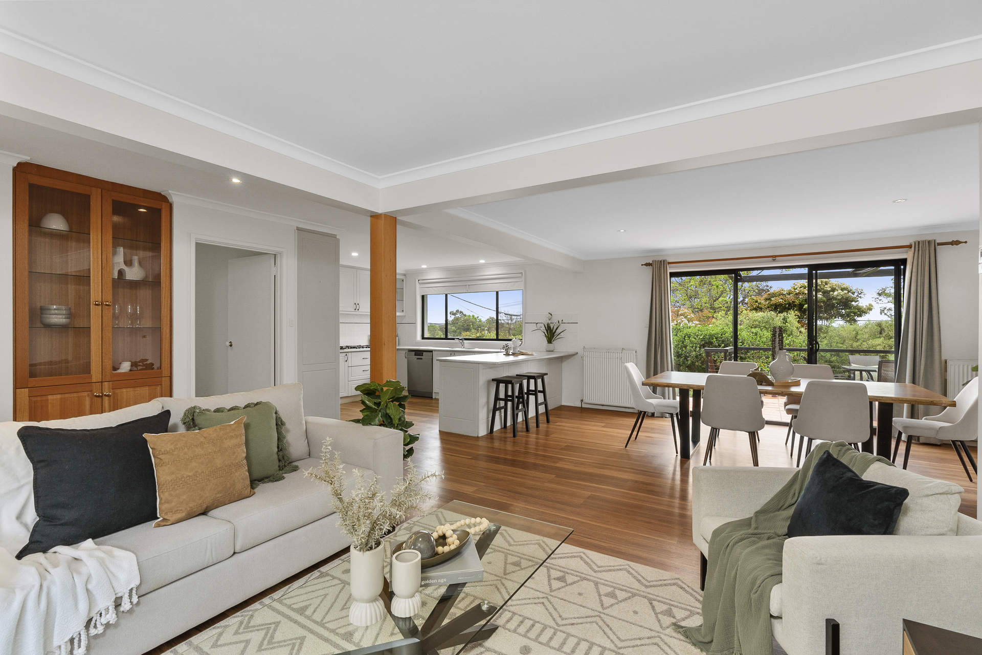 25 Wilson Street, Curtin ACT 2605, Curtin - Thumbnail 2