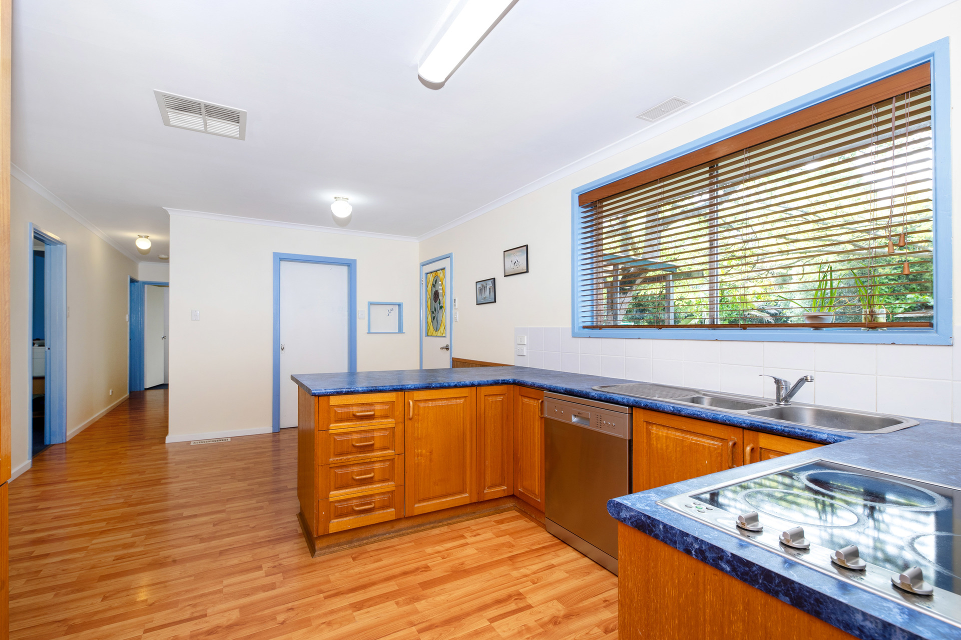 73 Blackwood Terrace, Holder ACT 2611, Holder - Thumbnail 3