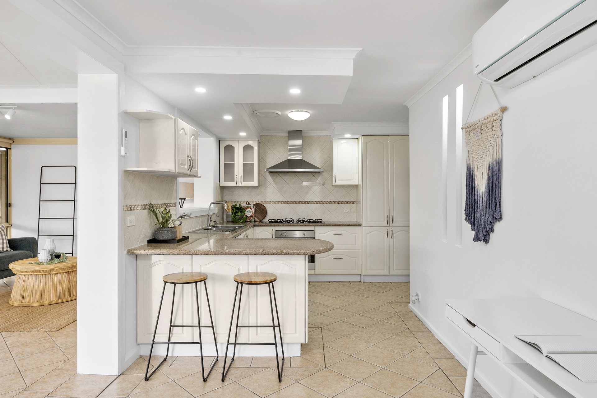 42 Severne Crescent, Kambah ACT 2902, Kambah - Thumbnail 6