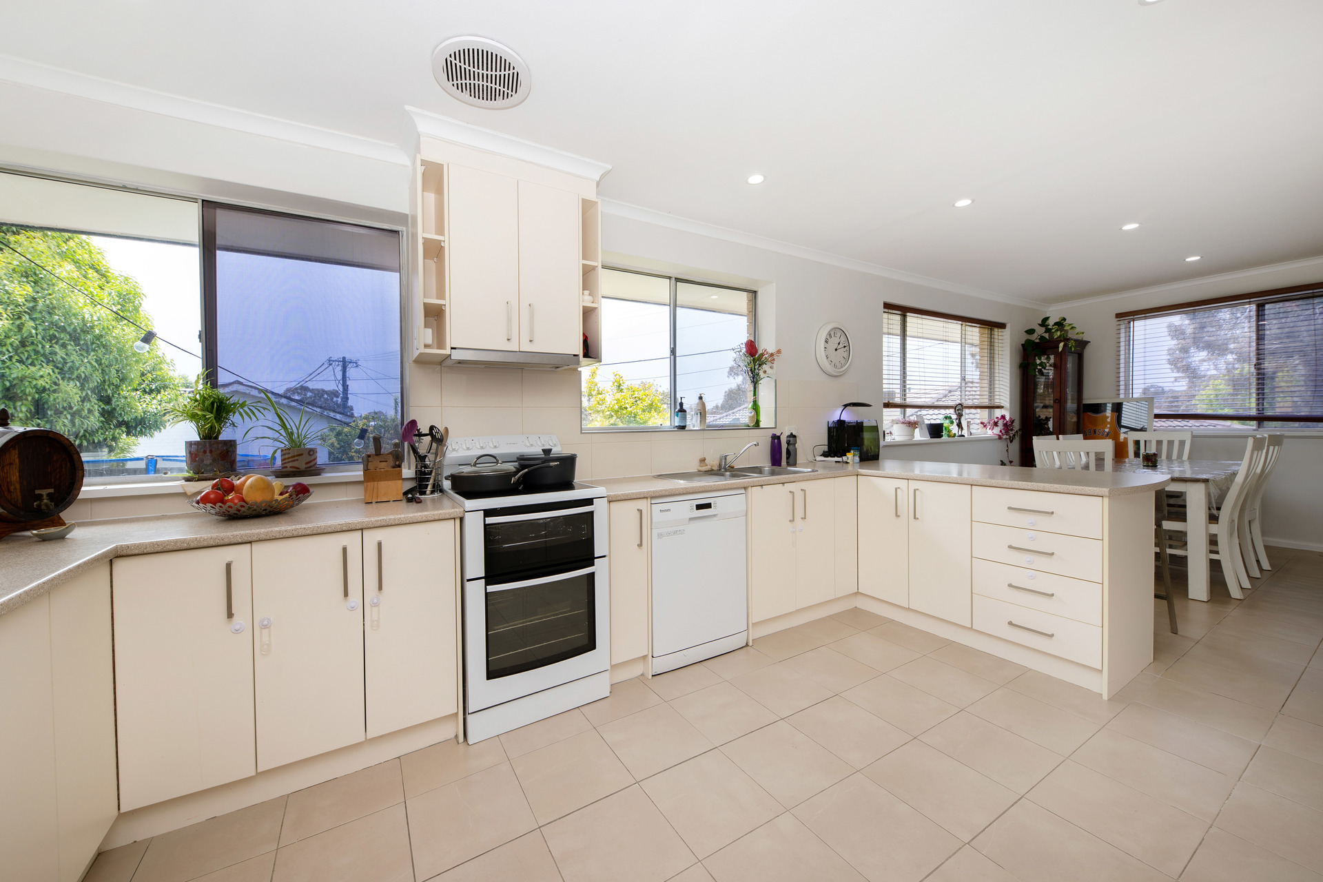 6 Coghlan Street, Chifley ACT 2606, Chifley - Thumbnail 6