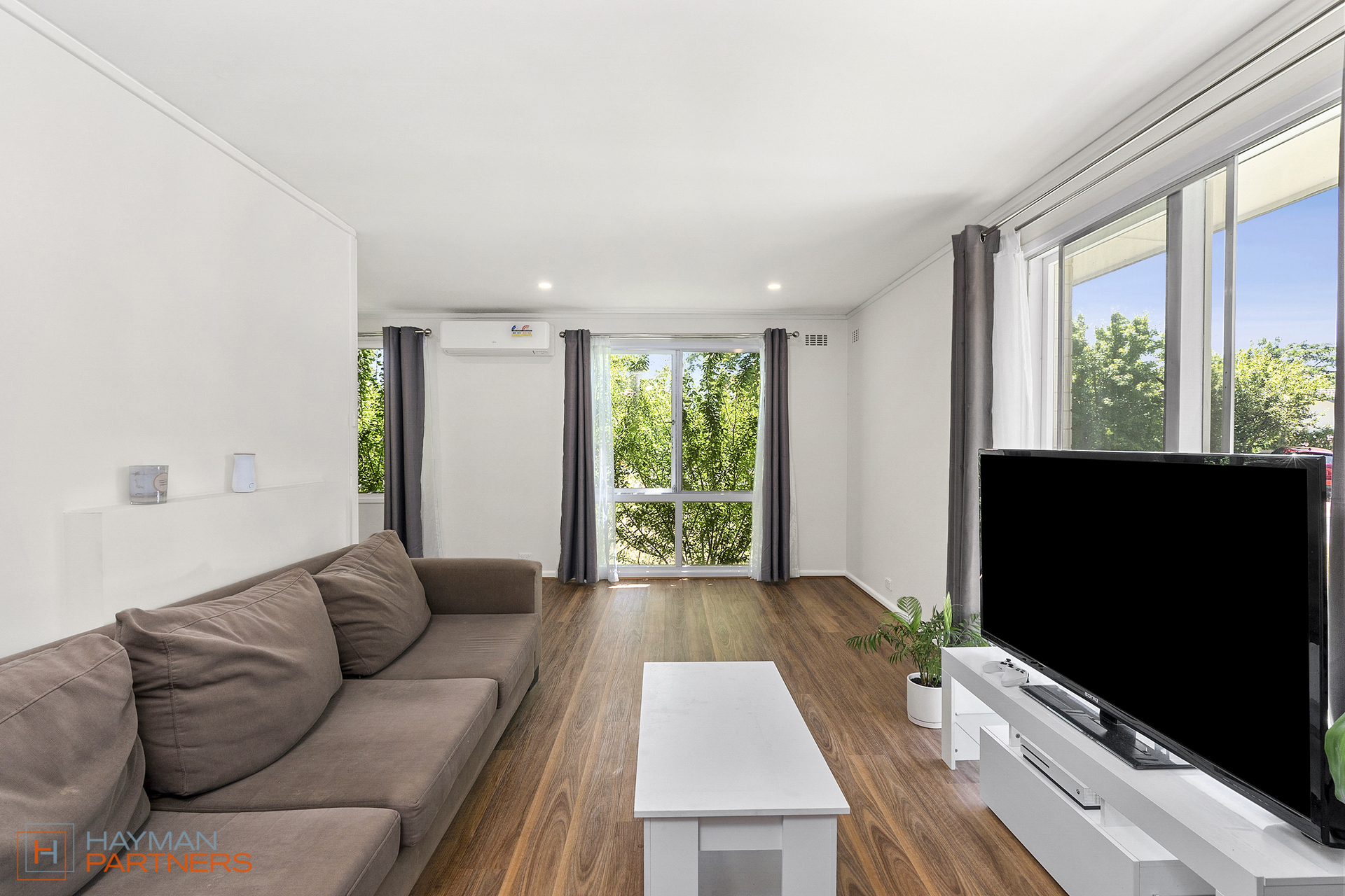 24 Holman Street, Curtin ACT 2605, Curtin - Thumbnail 2