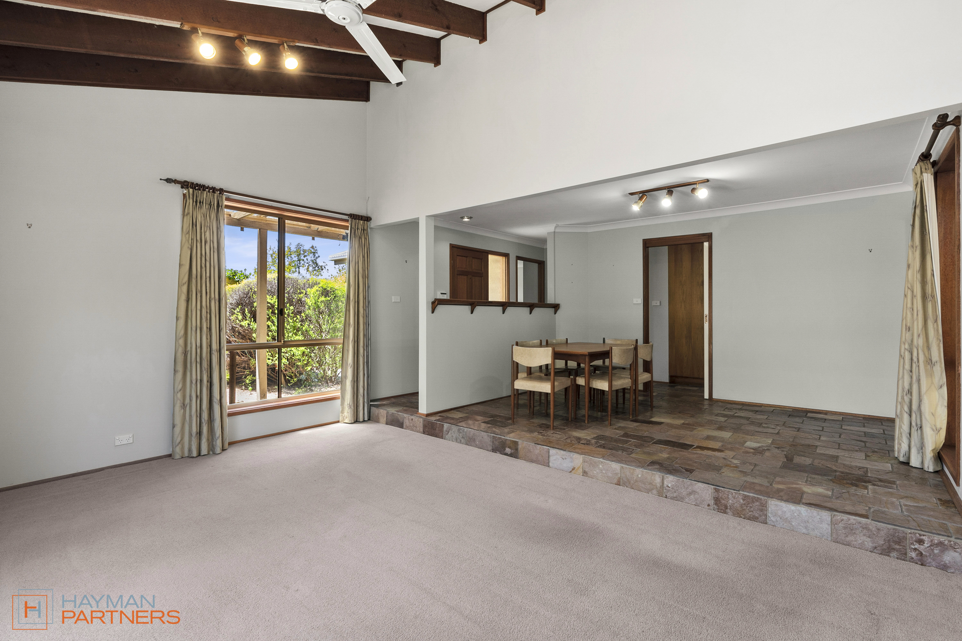 23 Severne Crescent, Kambah ACT 2902, Kambah - Thumbnail 2