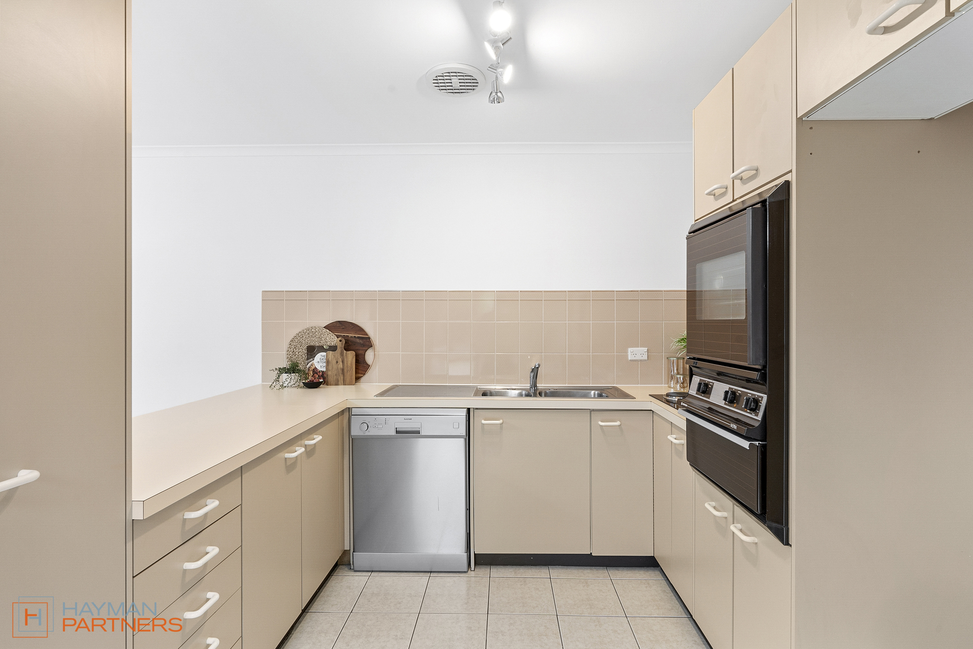 7 Gratton Place, Isaacs ACT 2607, Isaacs - Thumbnail 6