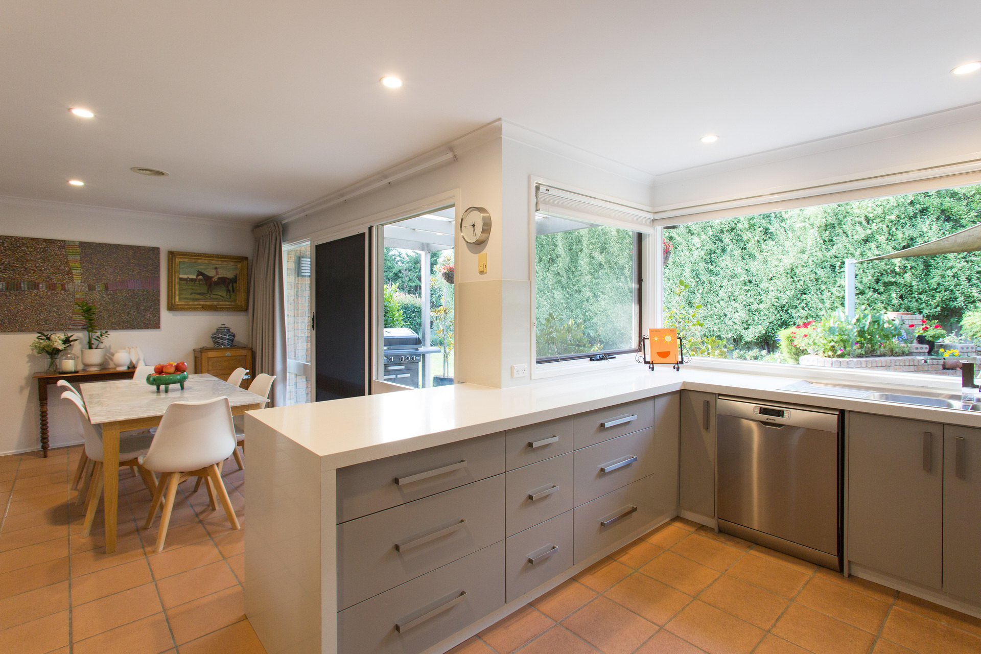 20 Buntine Crescent, Isaacs ACT 2607, Isaacs - Thumbnail 2