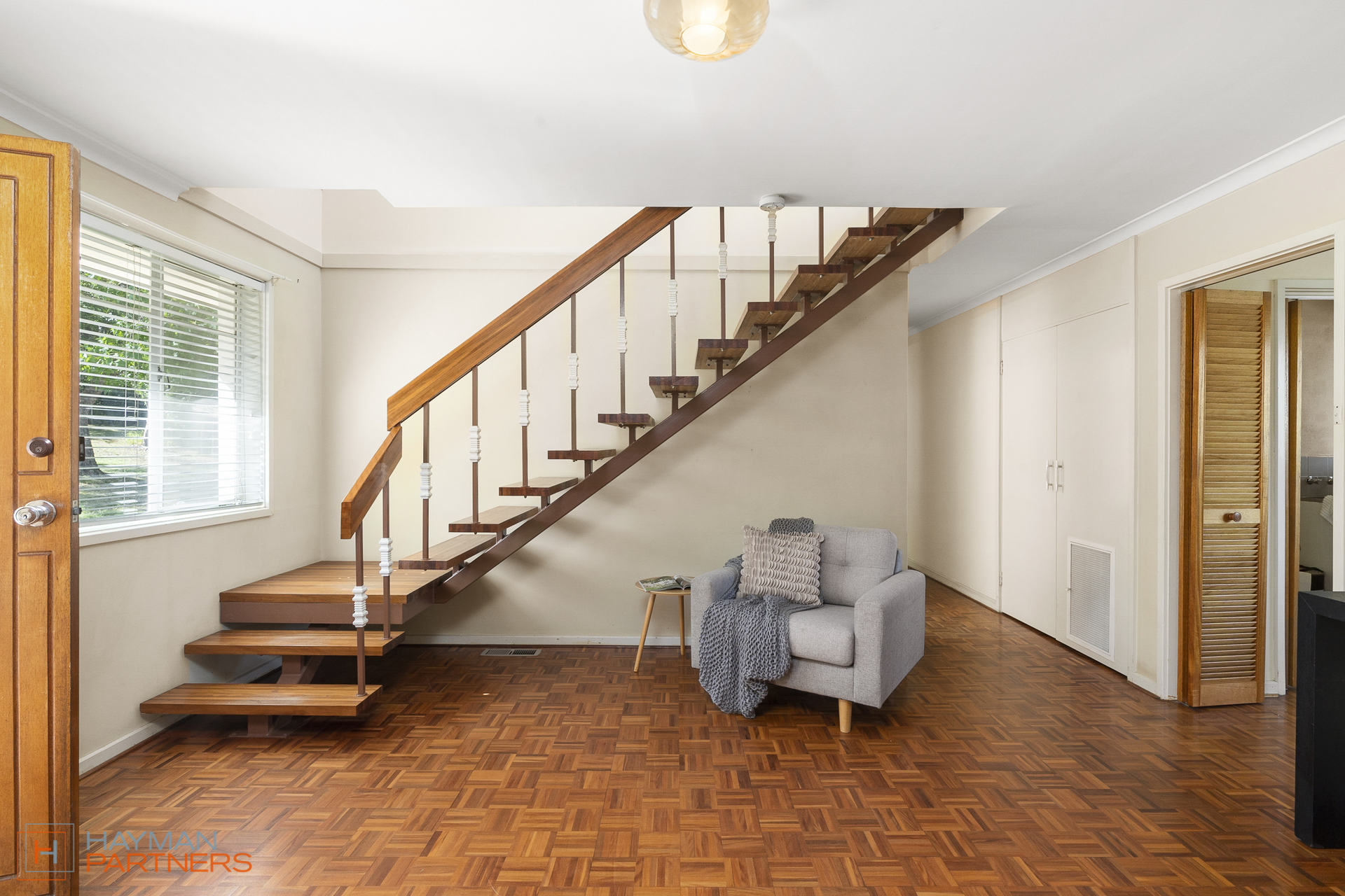 7 Flanagan Street, Garran ACT 2605, Garran - Thumbnail 2