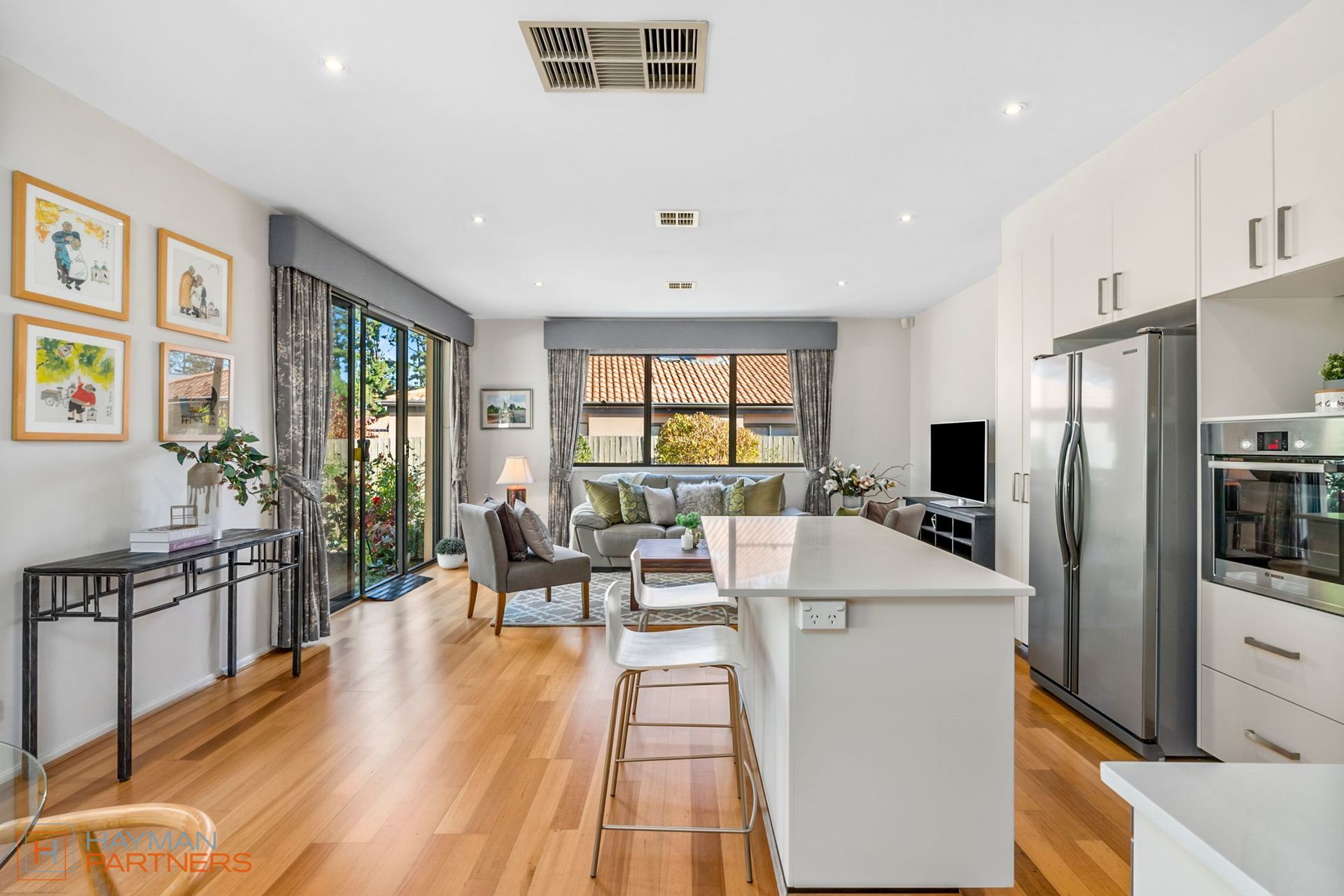 1/5 Foxton Crescent, Fadden ACT 2904, Fadden - Thumbnail 6