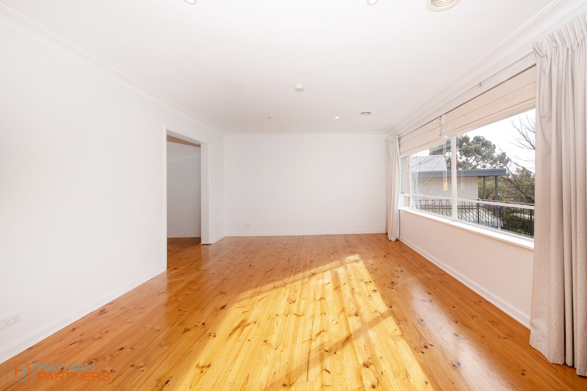 34 McCormack Street, Curtin ACT 2605, Curtin - Thumbnail 2