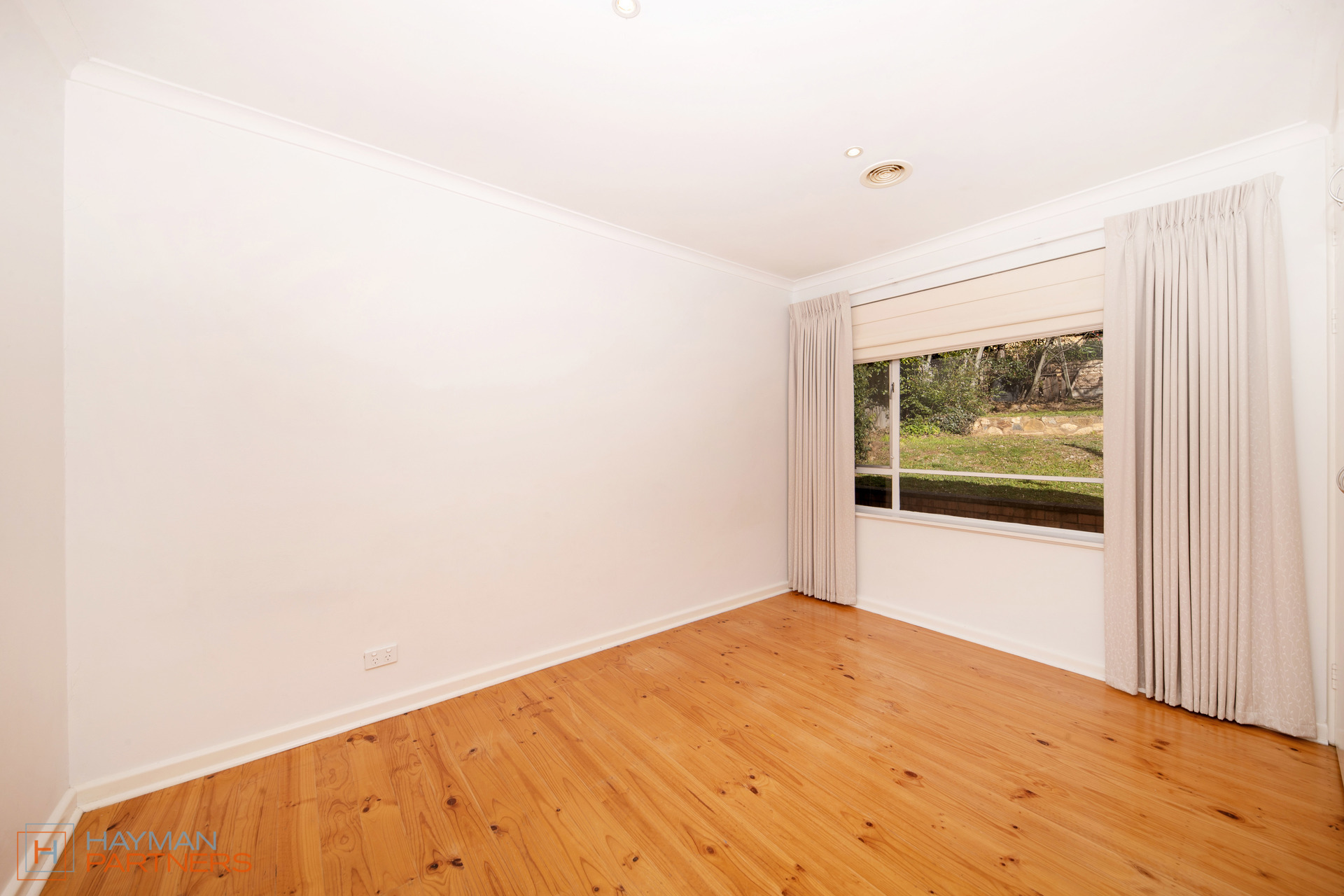 34 McCormack Street, Curtin ACT 2605, Curtin - Thumbnail 6