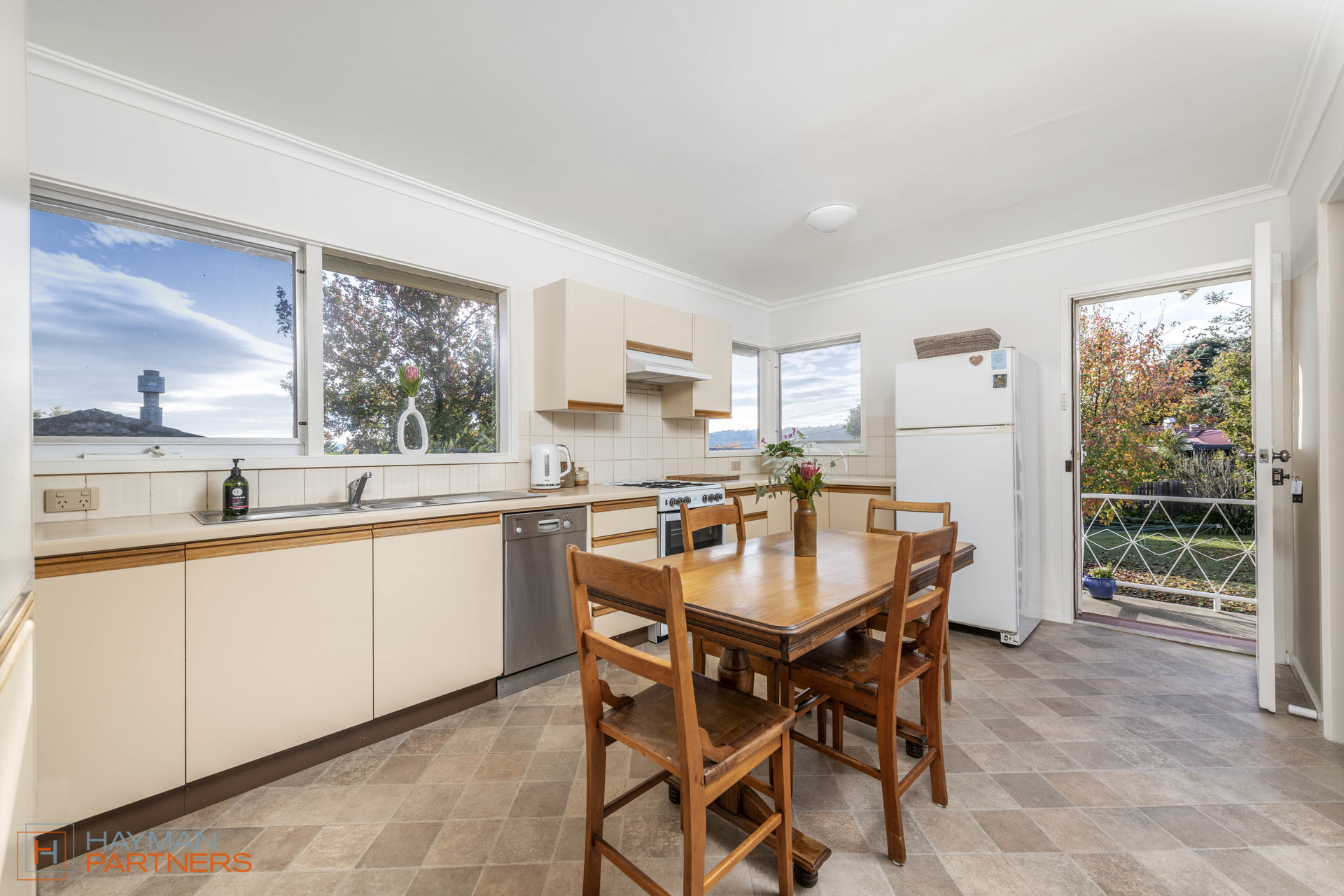 25 Parkhill Street, Pearce ACT 2607, Pearce - Thumbnail 3