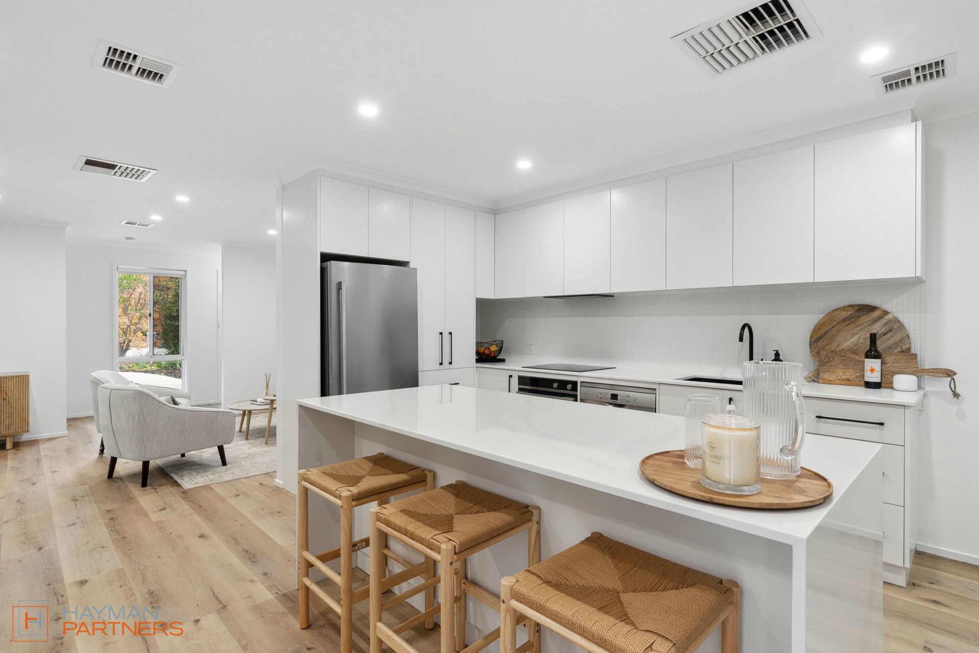 6 Edney Place, Isaacs ACT 2607, Isaacs - Thumbnail 3