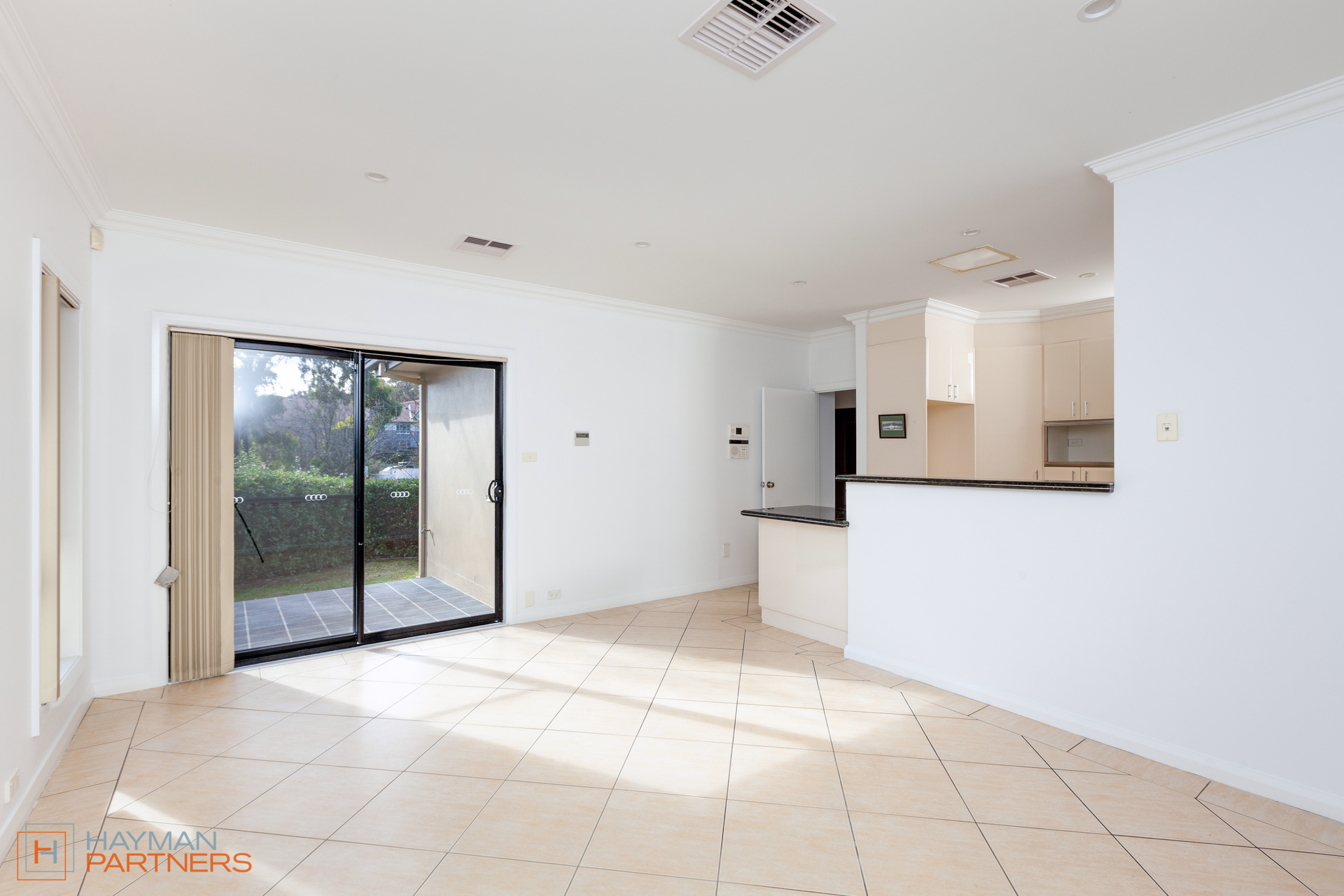 8 Esson Place, Garran ACT 2605, Garran - Thumbnail 7