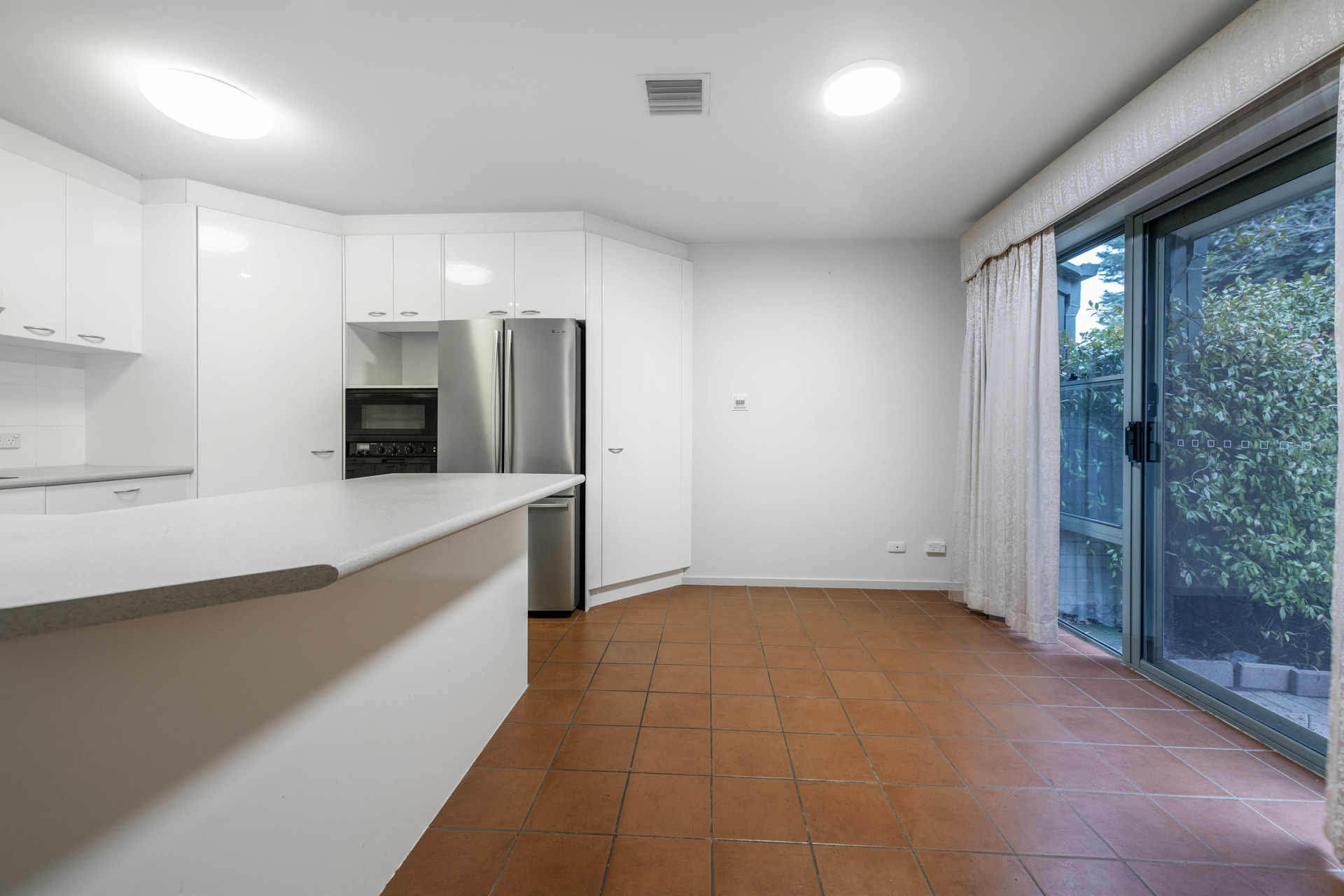 2/4 Hooker Street, Yarralumla ACT 2600, Yarralumla - Thumbnail 6