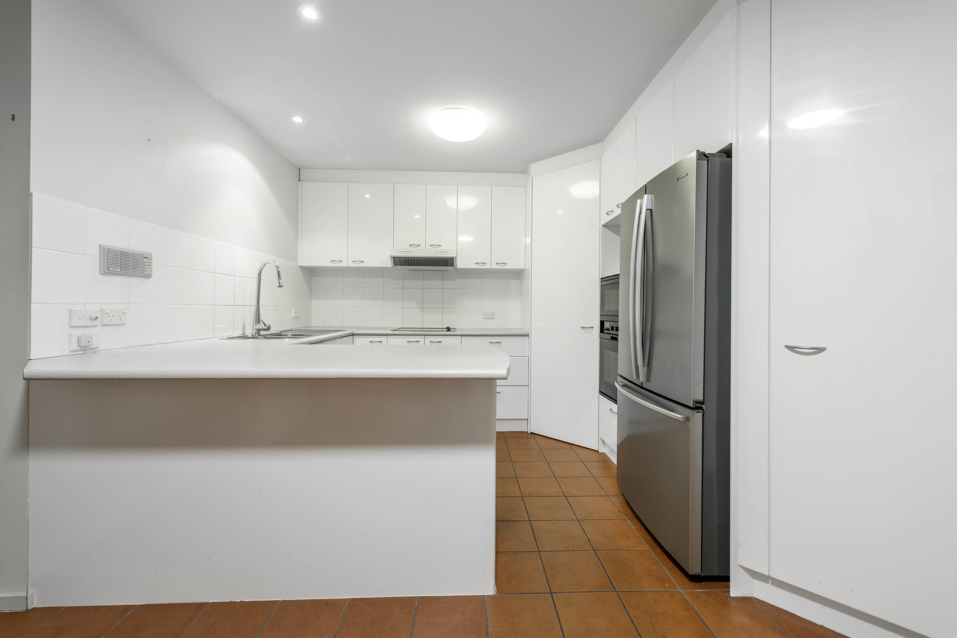 2/4 Hooker Street, Yarralumla ACT 2600, Yarralumla - Thumbnail 7