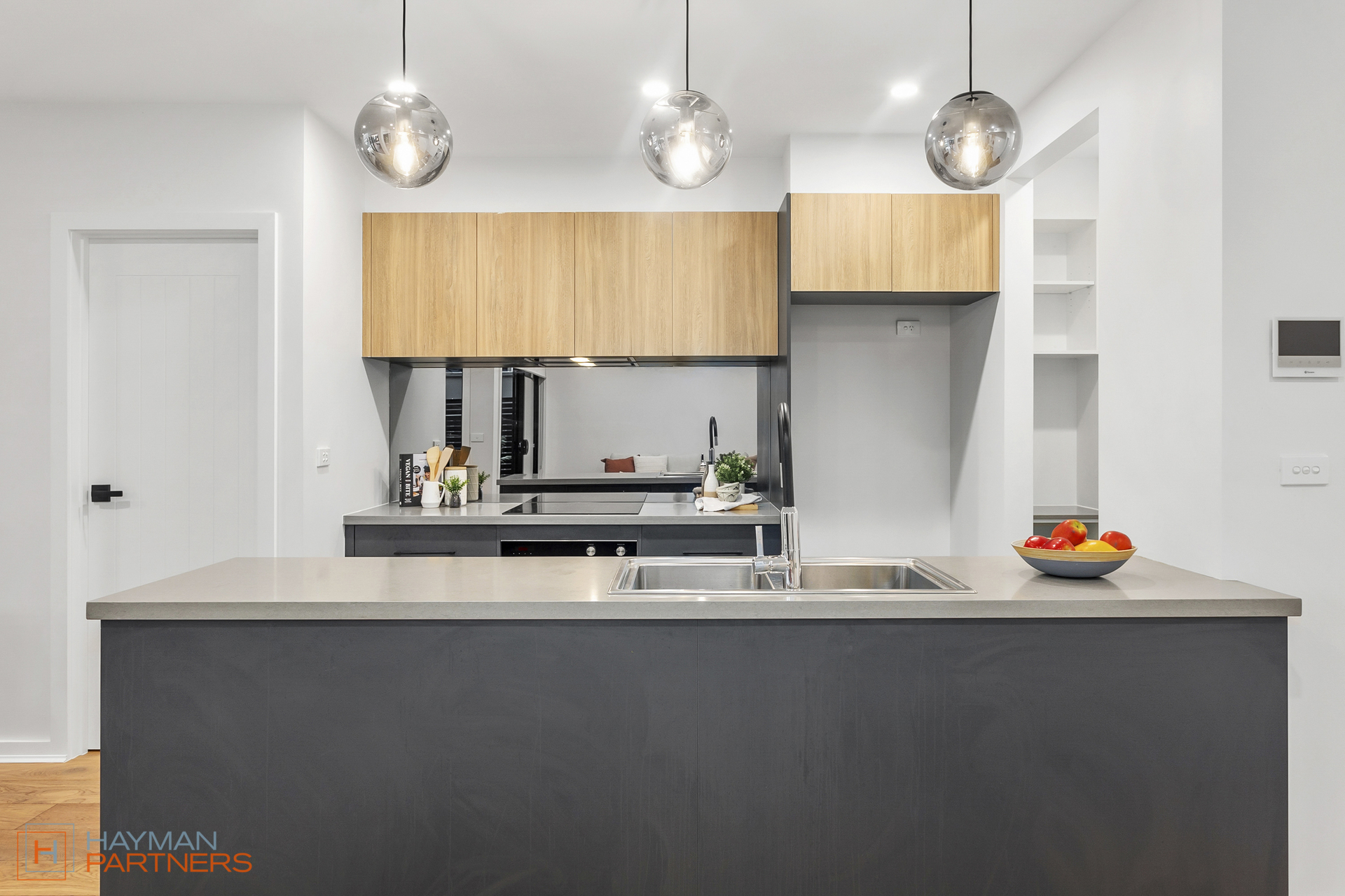 2/10 Pollock Street, Chifley ACT 2606, Chifley - Thumbnail 3