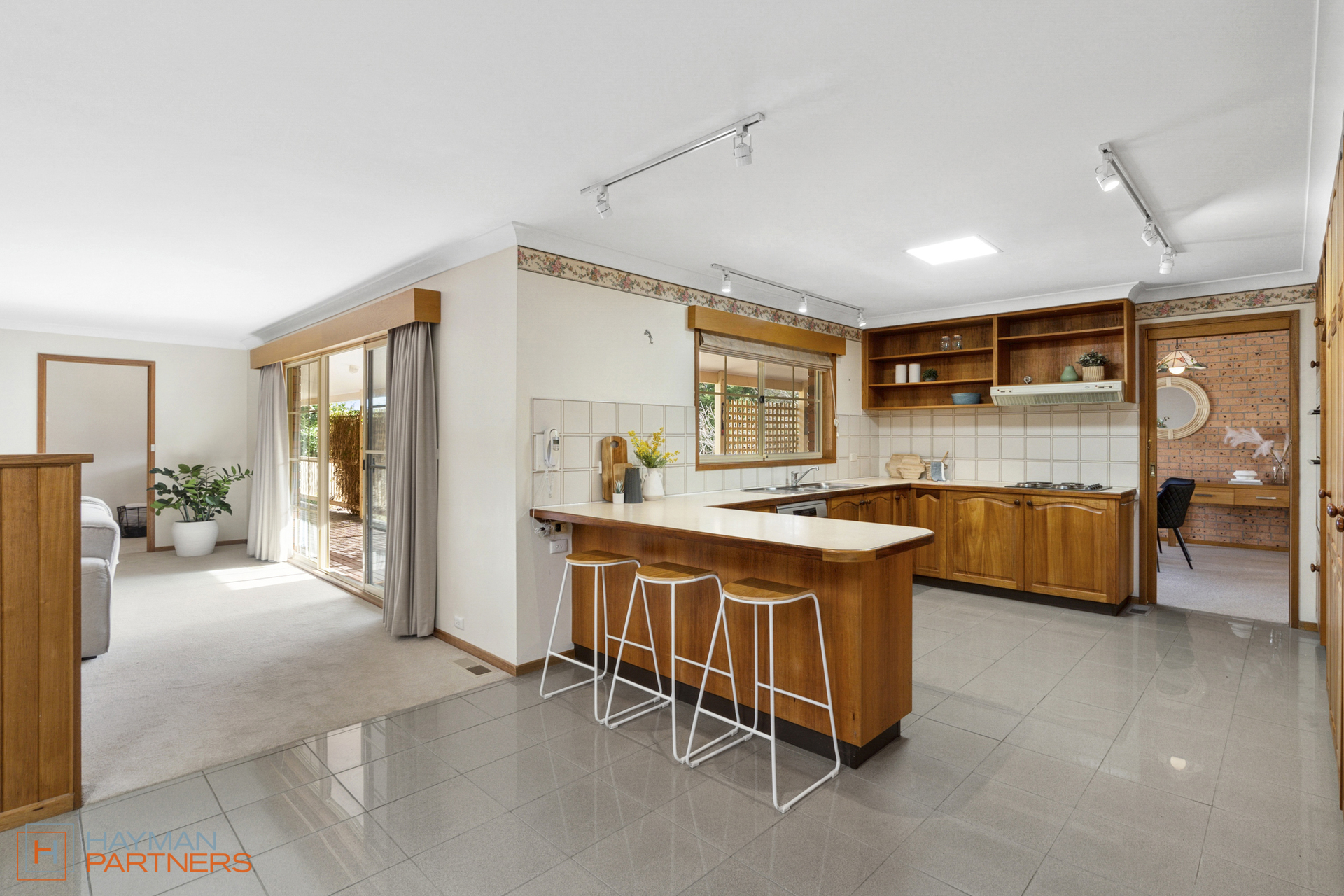 18 Buntine Crescent, Isaacs ACT 2607, Isaacs - Thumbnail 7