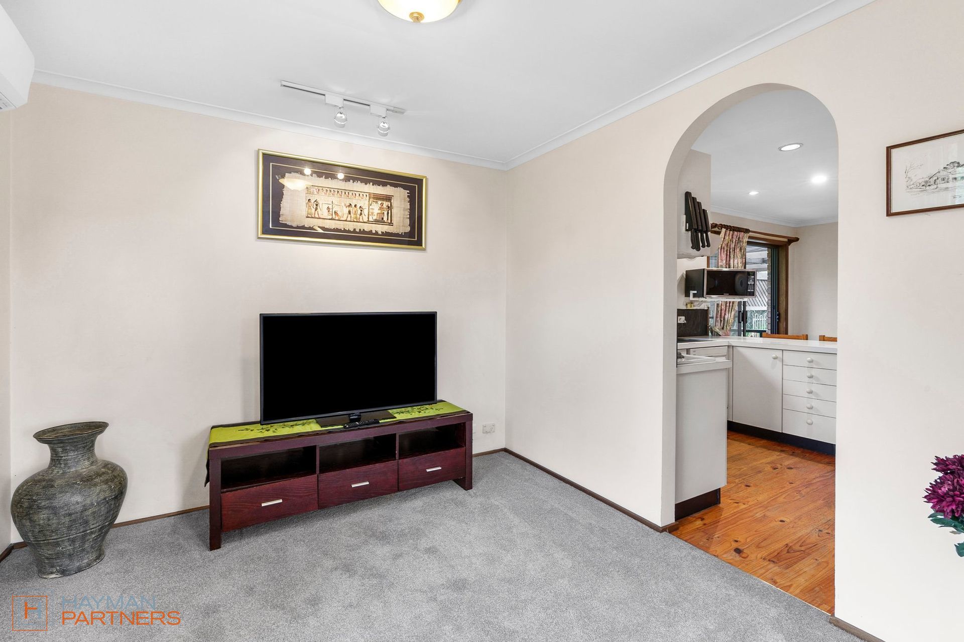 17 Brownsmith Crescent, Kambah ACT 2902, Kambah - Thumbnail 5