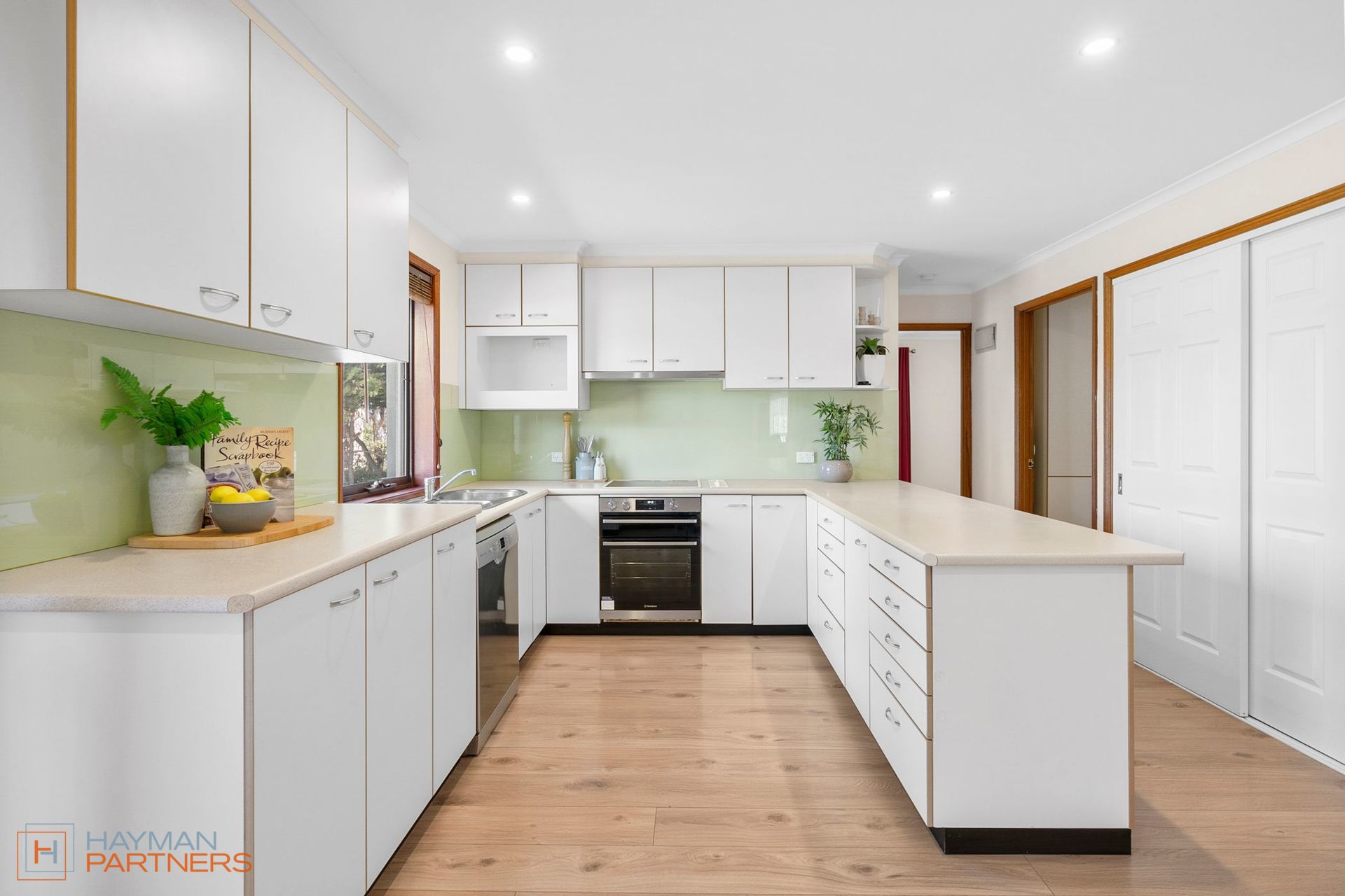 37 Heagney Crescent, Chisholm ACT 2905, Chisholm - Thumbnail 8