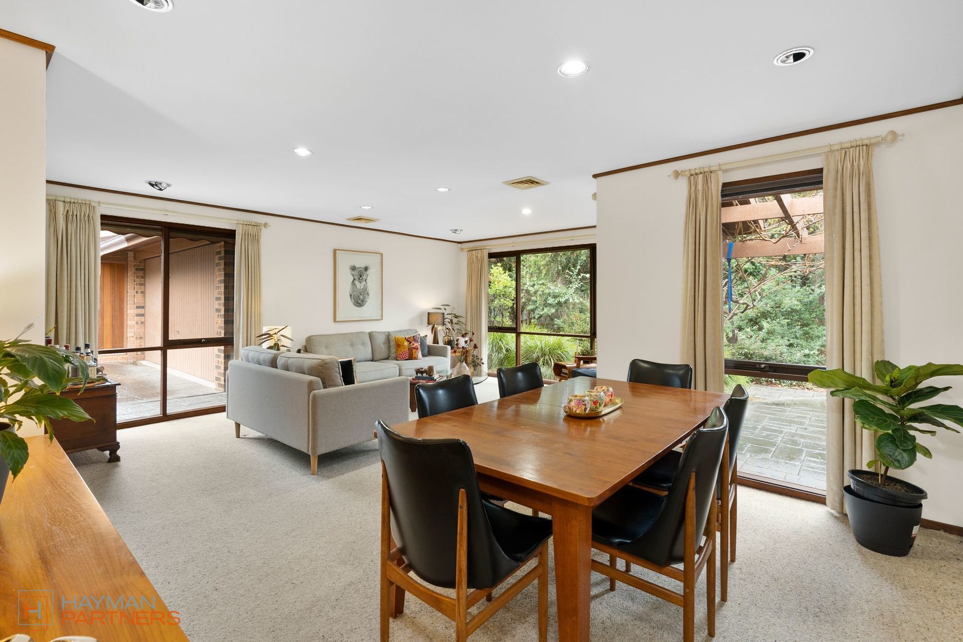 45 Chataway Crescent, Fadden ACT 2904, Fadden - Thumbnail 5