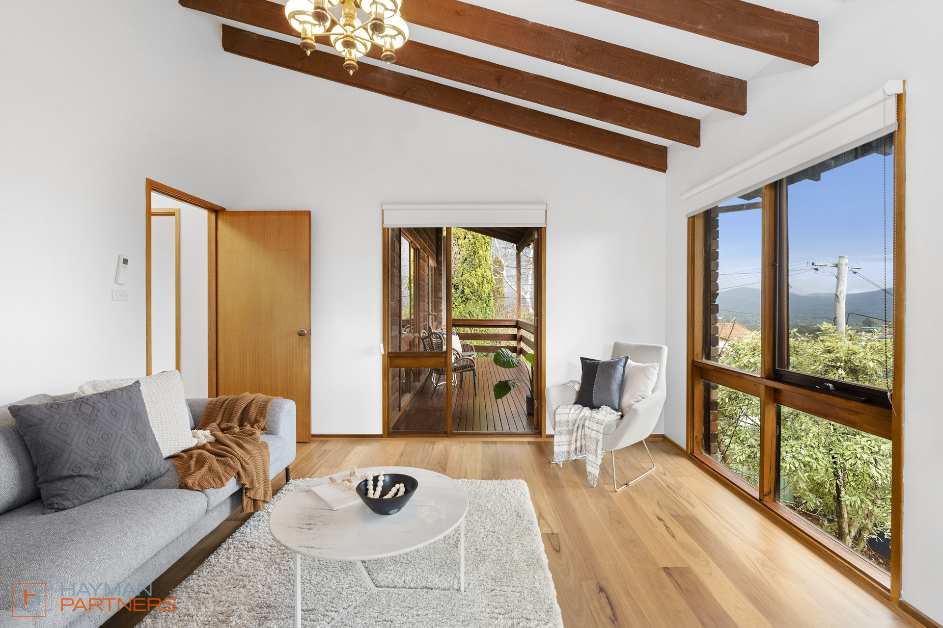 42 Appel Crescent, Fadden ACT 2904, Fadden - Thumbnail 2