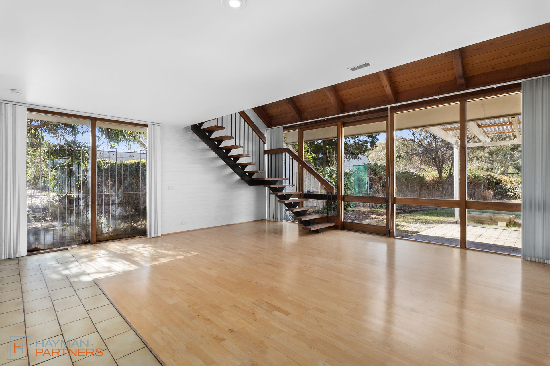 47 MacLachlan Street, Holder ACT 2611, Holder - Thumbnail 2