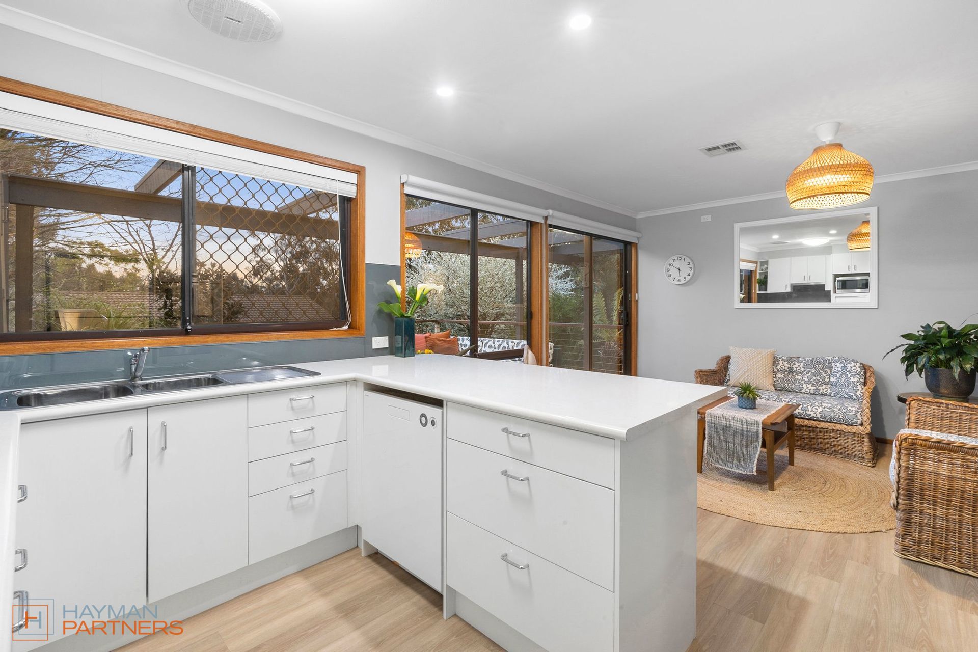 2 Kemp Close, Swinger Hill ACT 2606, Phillip - Thumbnail 3