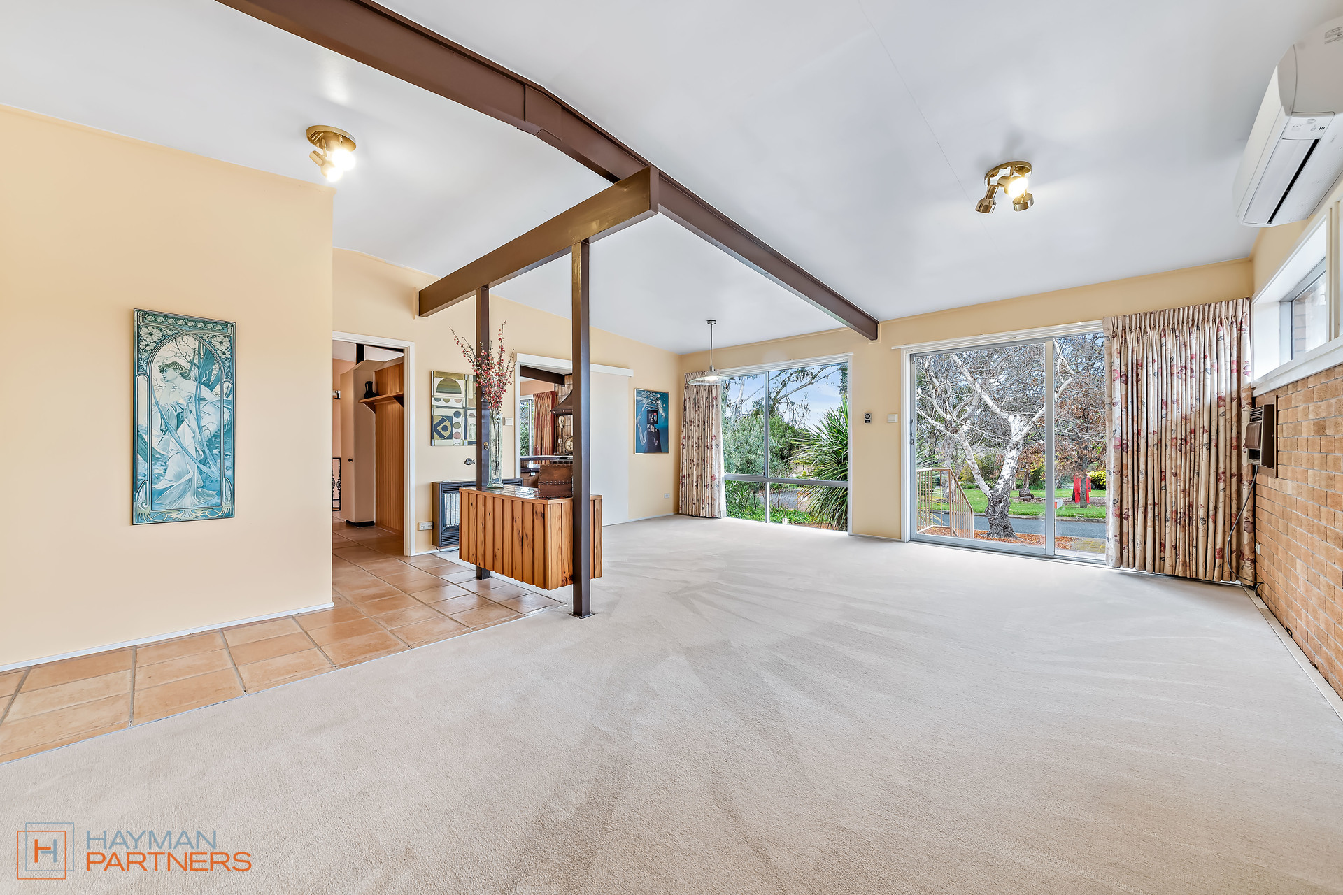51 MacAlister Crescent, Curtin ACT 2605, Curtin - Thumbnail 2