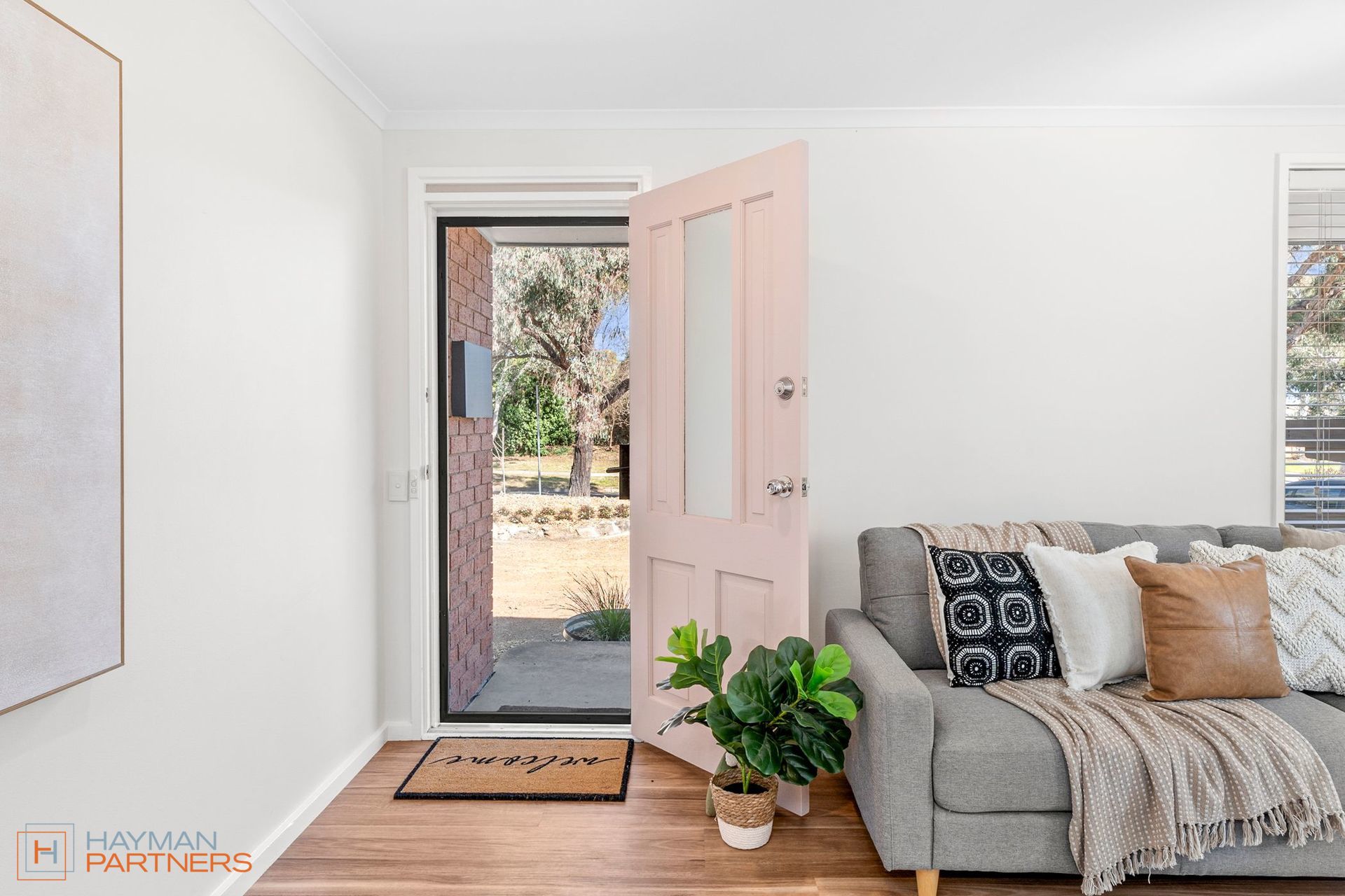 19 Longmore Crescent, Wanniassa ACT 2903, Wanniassa - Thumbnail 2