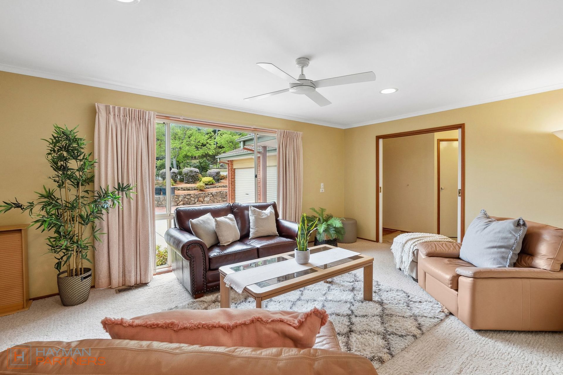 20 Corrigan Place, Isaacs ACT 2607, Isaacs - Thumbnail 3