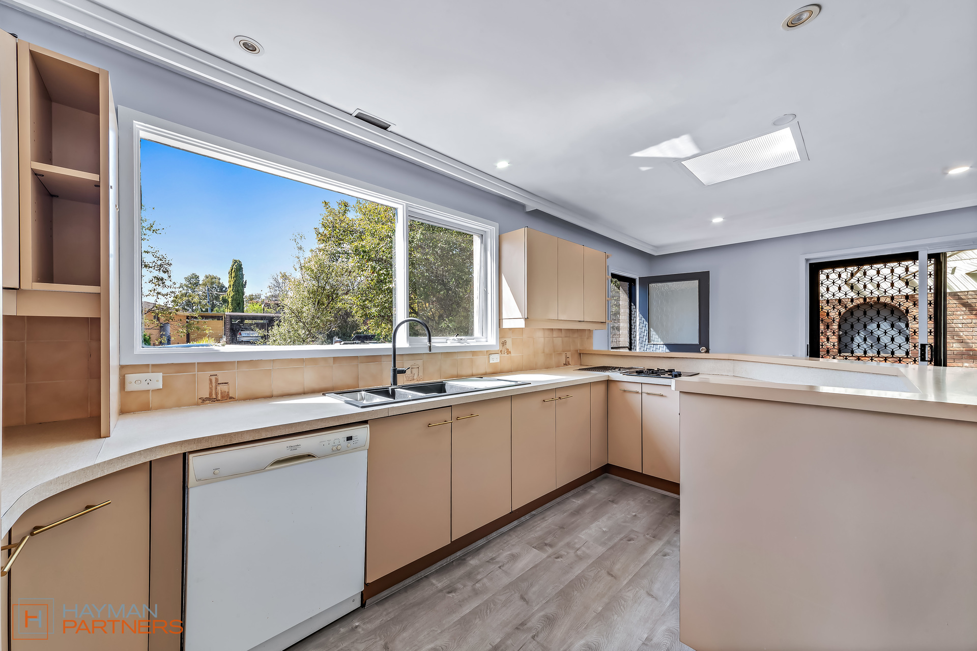 2 Winton Place, Holder ACT 2611, Holder - Thumbnail 6