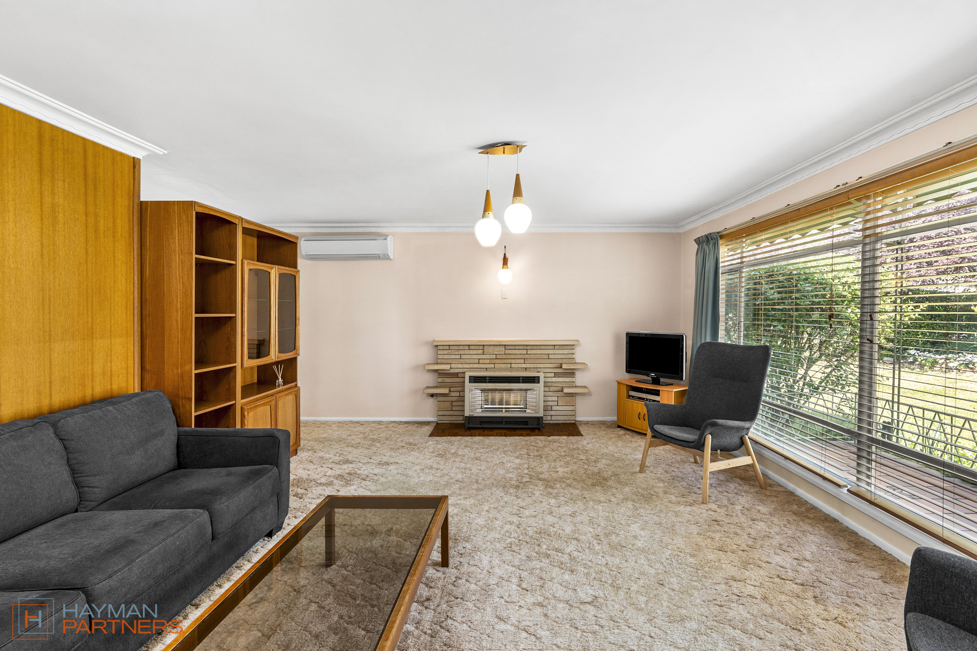 9 Leake Place, Curtin ACT 2605, Curtin - Thumbnail 2