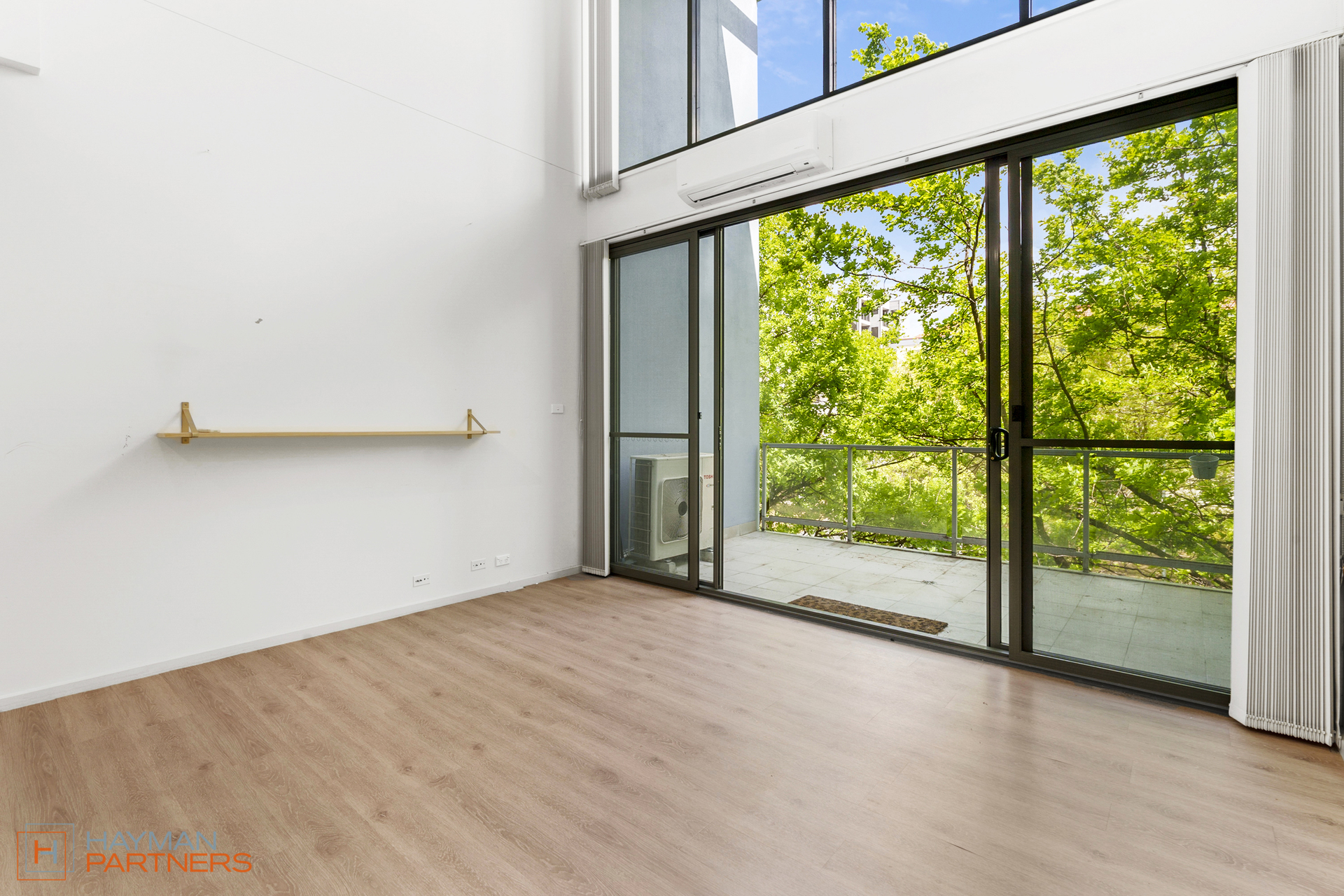 29/10 Burke Crescent, Kingston ACT 2604, Kingston - Thumbnail 2
