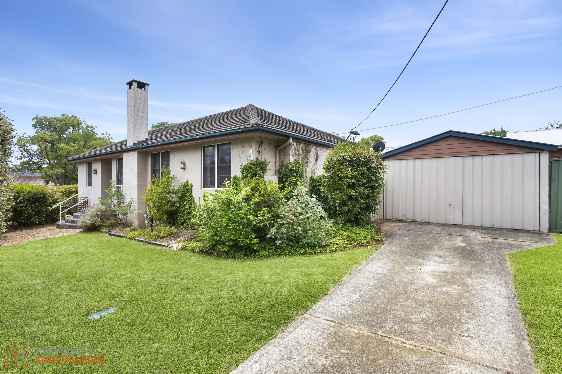 1 Carmichael Street, Deakin ACT 2600