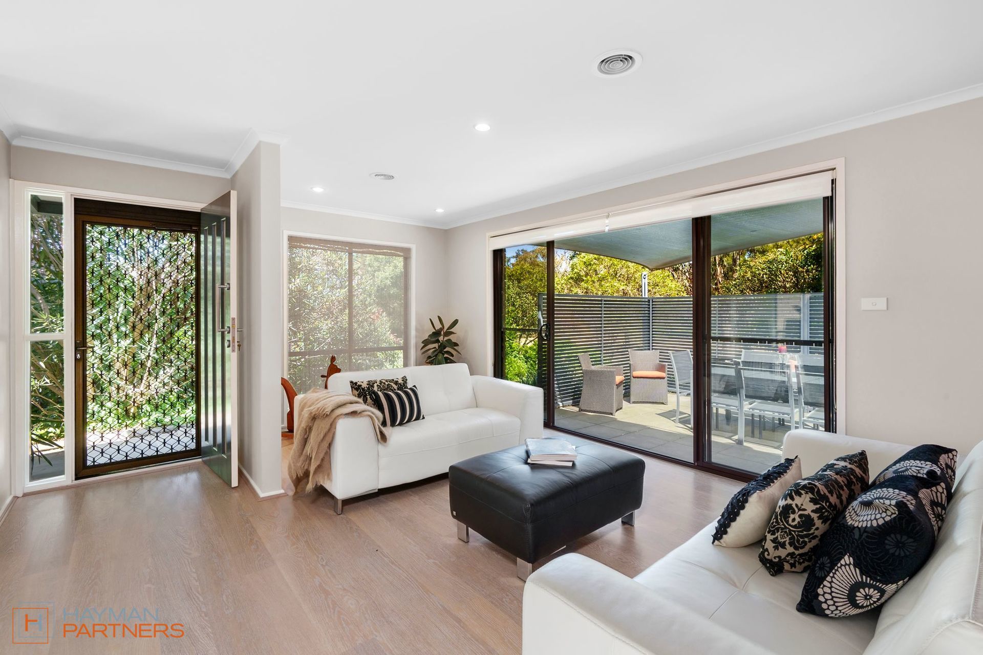8 Payne Place, Fadden ACT 2904, Fadden - Thumbnail 7