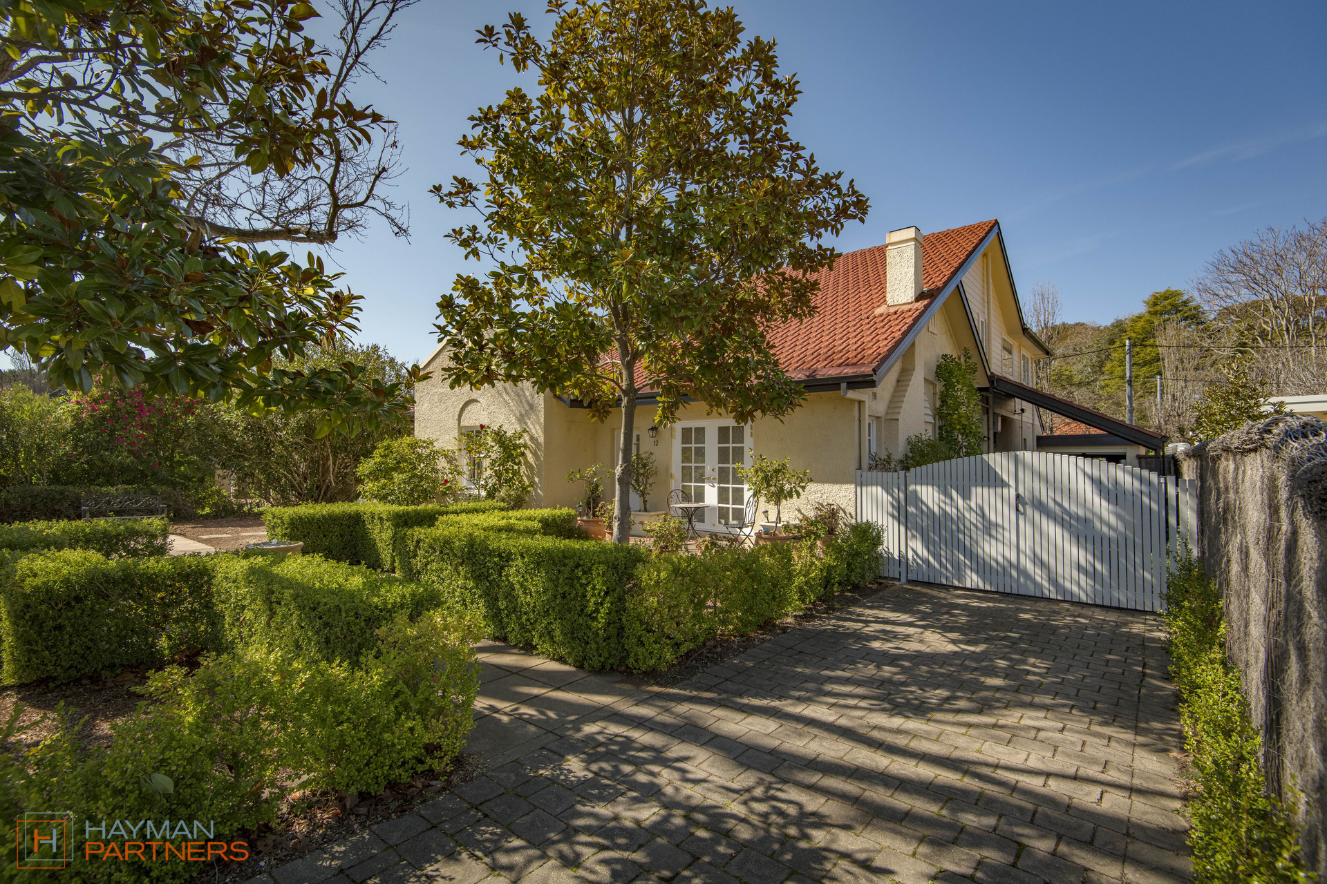 12 Belmore Gardens, Barton ACT 2600, Barton - Thumbnail 3