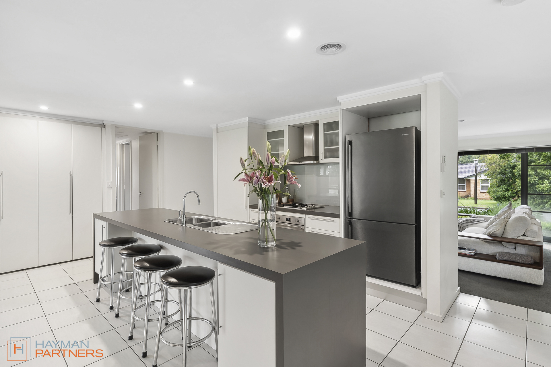27 Ryan Street, Curtin ACT 2605, Curtin - Thumbnail 4