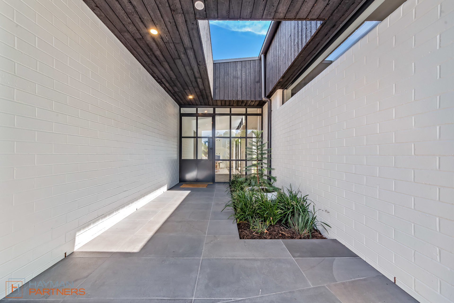 9 McPhee Place, Curtin ACT 2605, Curtin - Thumbnail 4