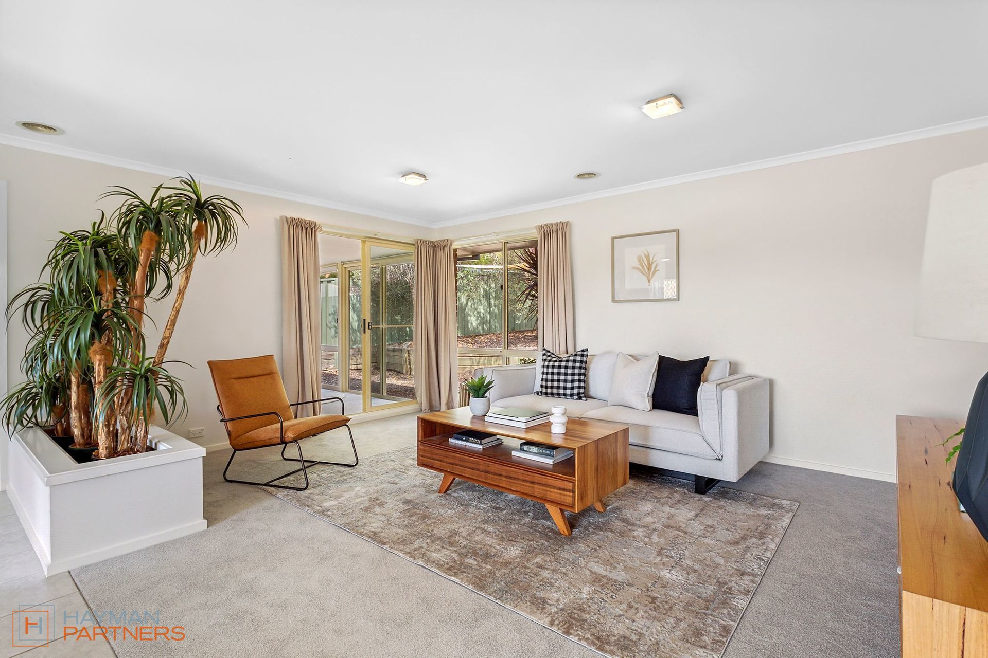 15 Apperly Close, Kambah ACT 2902, Kambah - Thumbnail 2