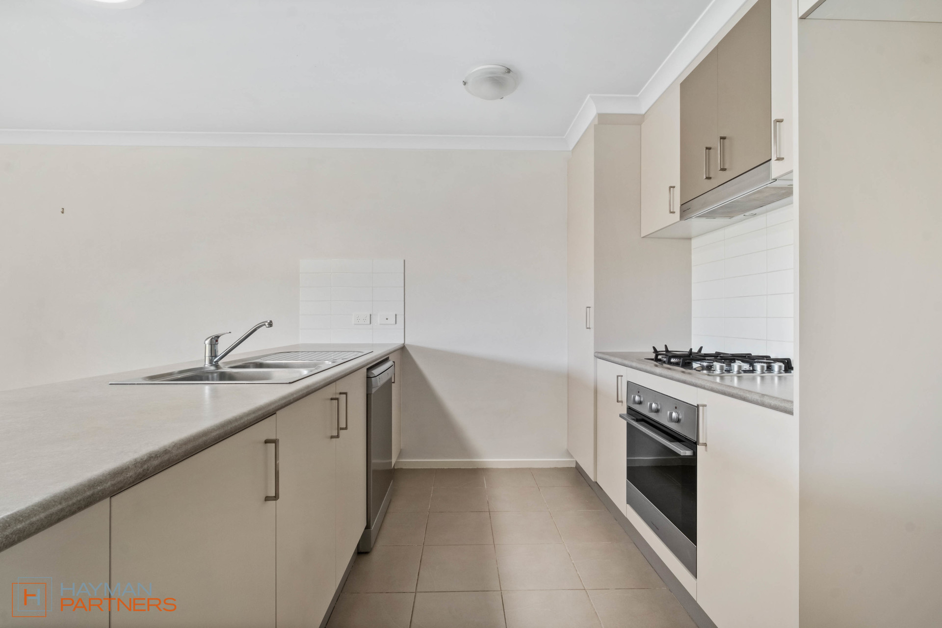 93 Burrumarra Avenue, Ngunnawal ACT 2913, Ngunnawal - Thumbnail 5