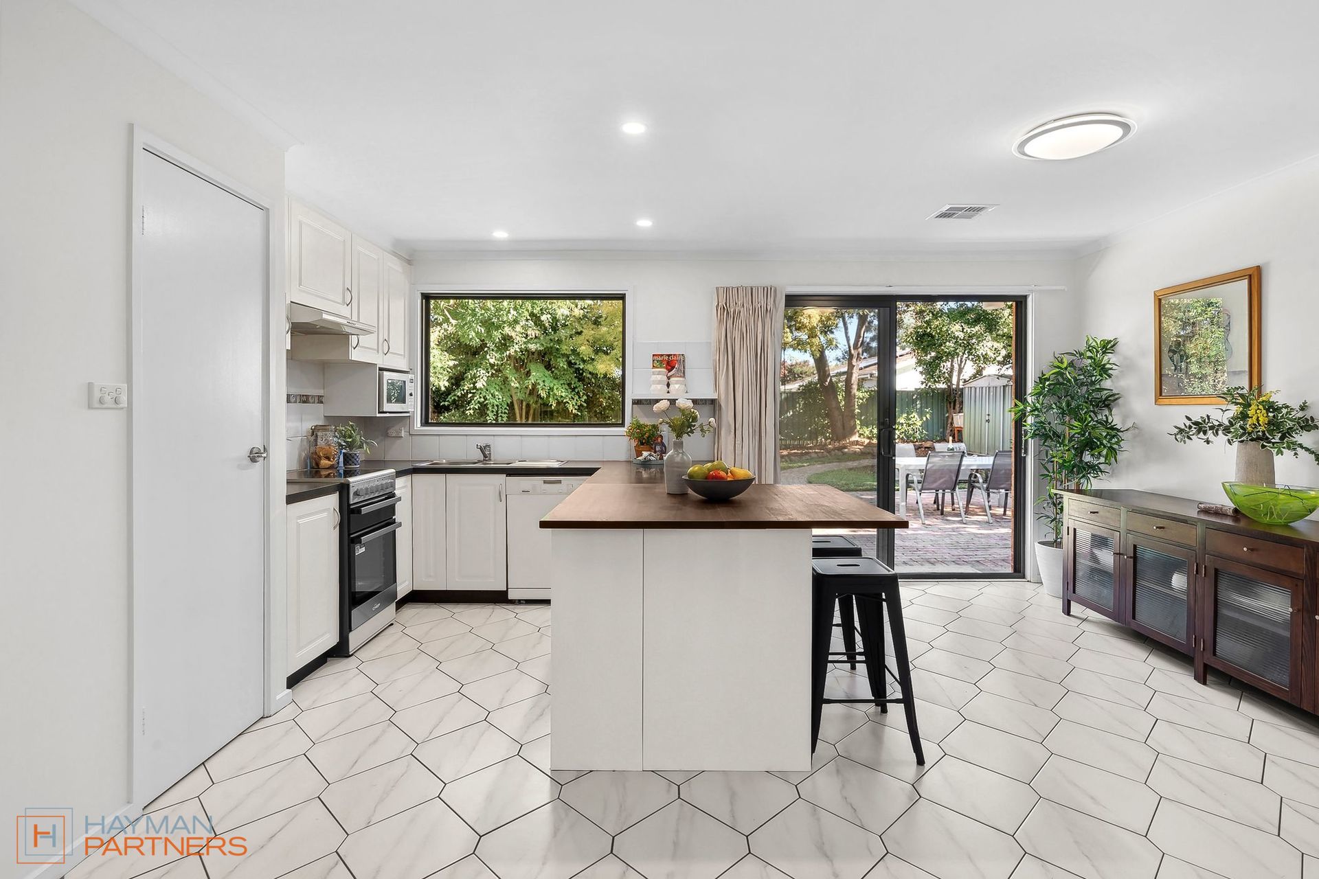 16 Dorrit Black Crescent, Lyneham ACT 2602, Lyneham - Thumbnail 6