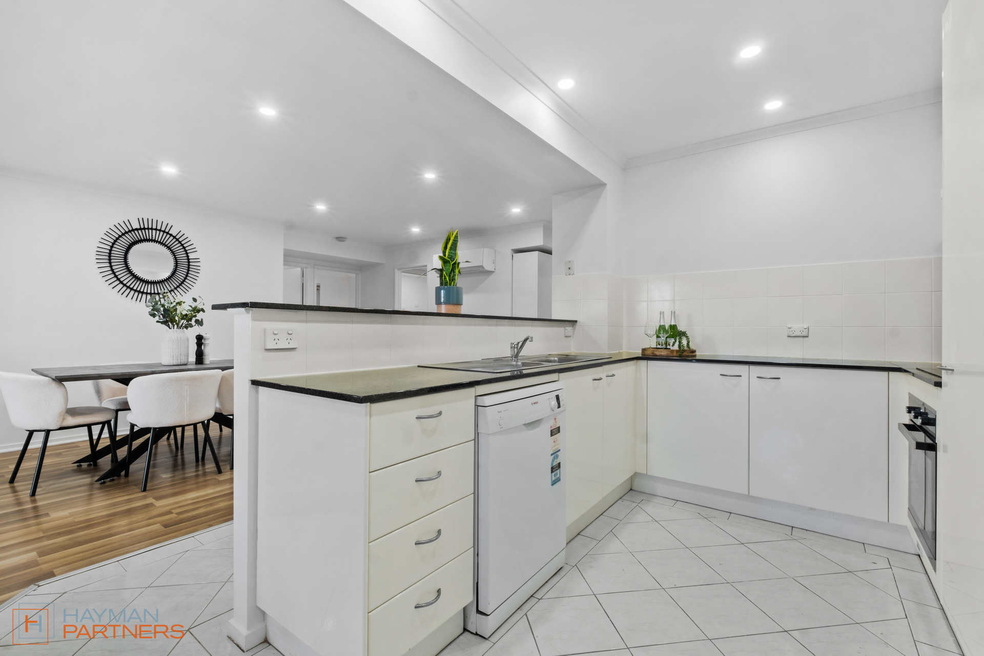 16/11 Fawkner Street, Braddon ACT 2612, Braddon - Thumbnail 4