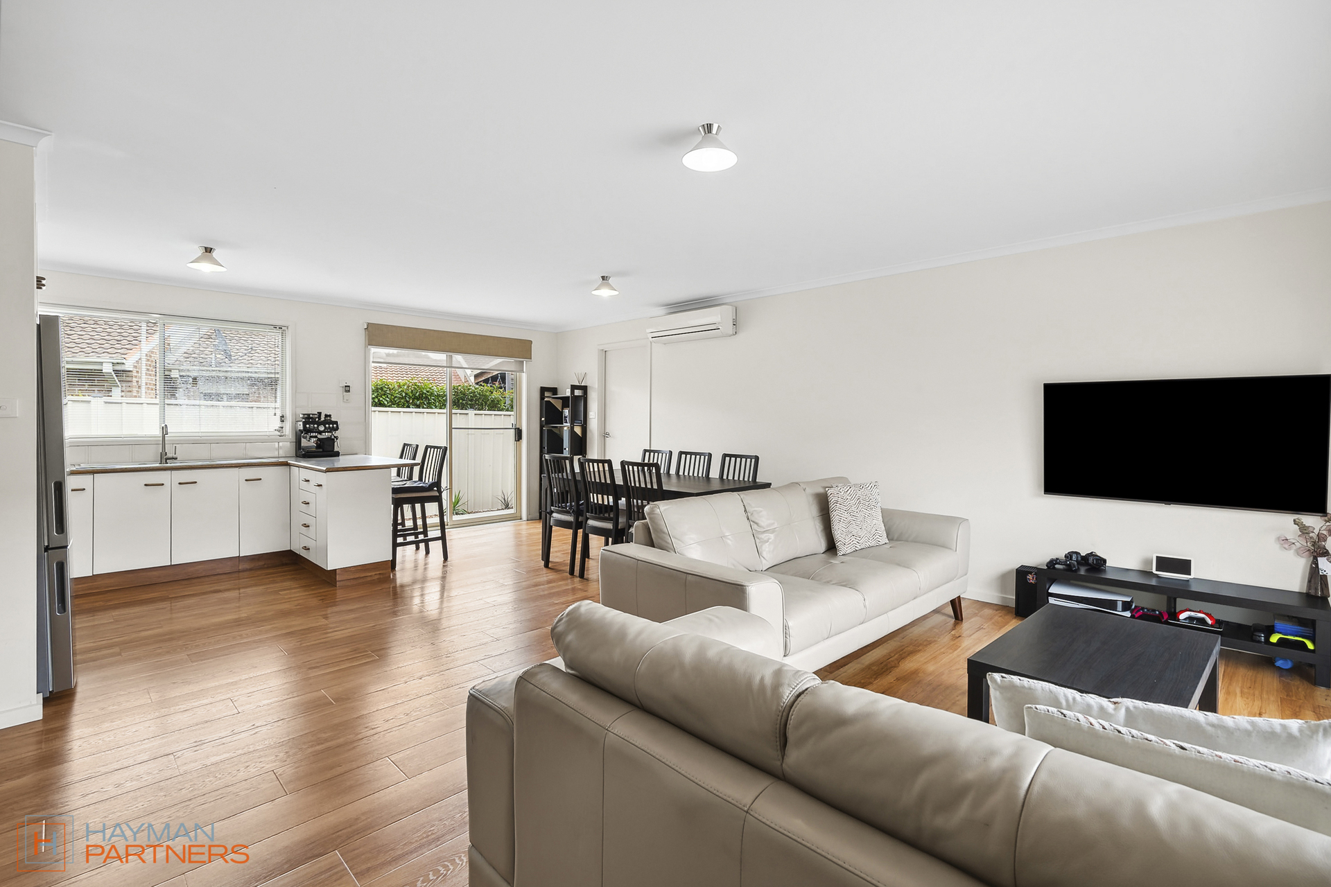 2/1-7 Torpy Place, Jerrabomberra NSW 2619, Jerrabomberra - Thumbnail 5