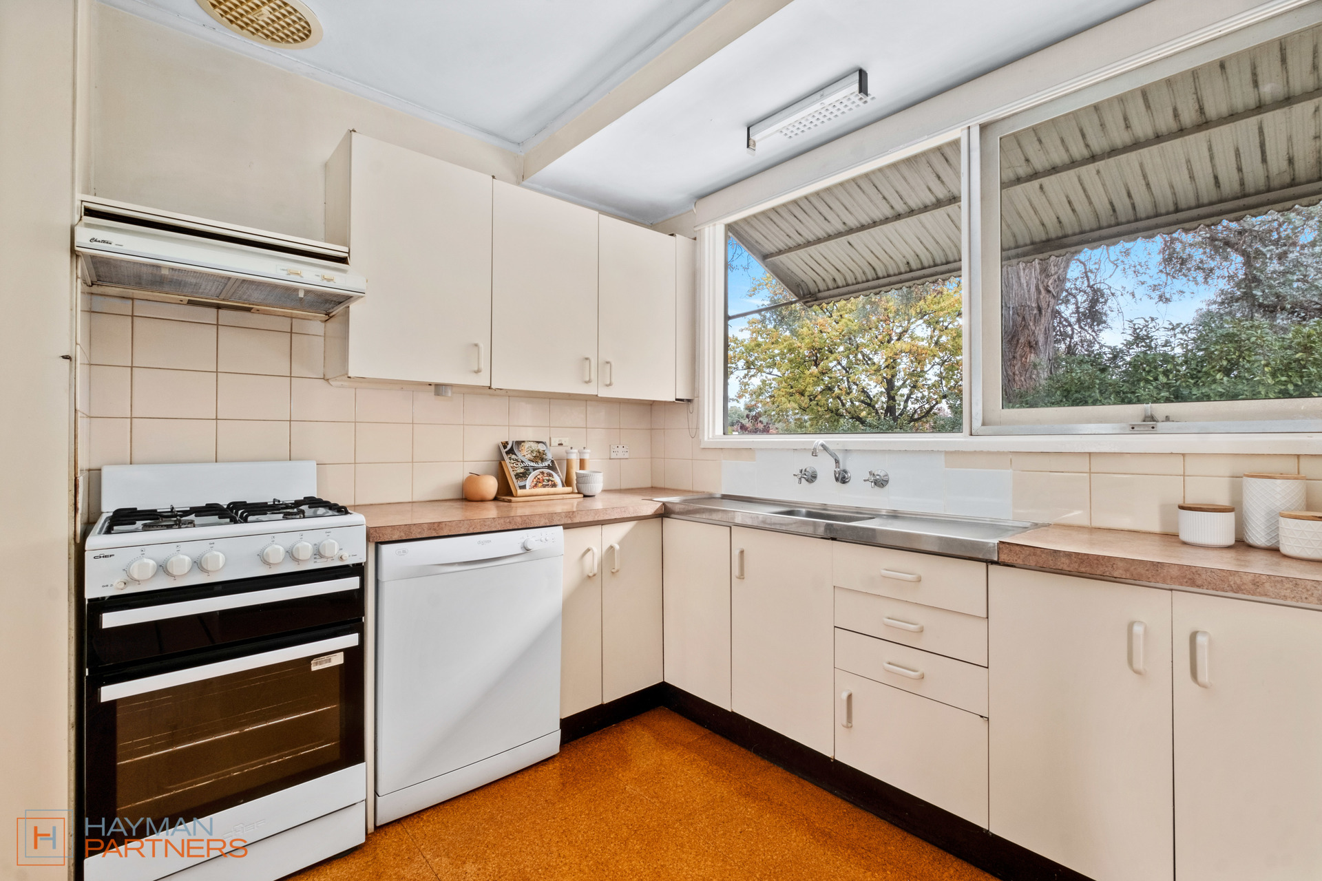 15 Jenkins Street, Curtin ACT 2605, Curtin - Thumbnail 7