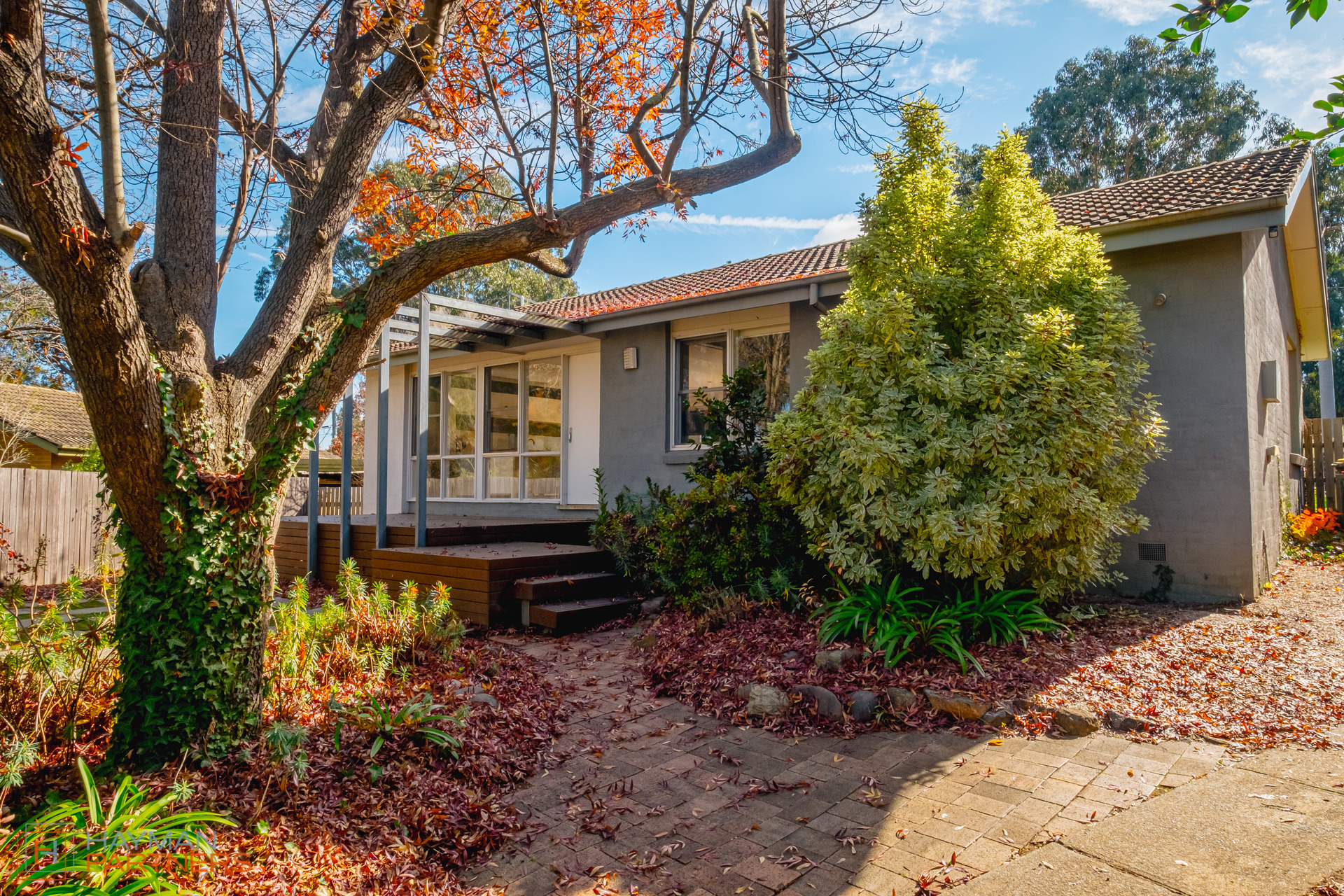9 Jensen Place, Hughes ACT 2605, Hughes - Thumbnail 2