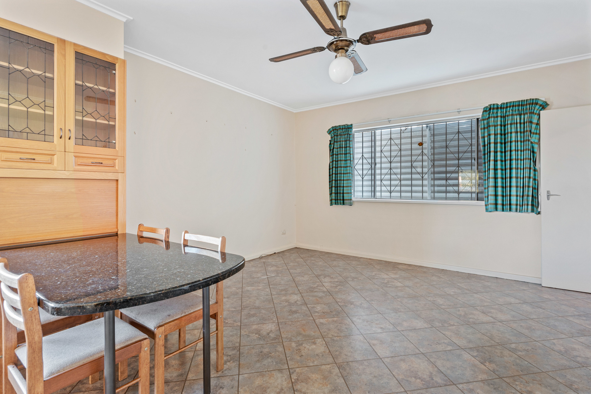 11 Yolla Place, Lyons ACT 2606, Lyons - Thumbnail 6