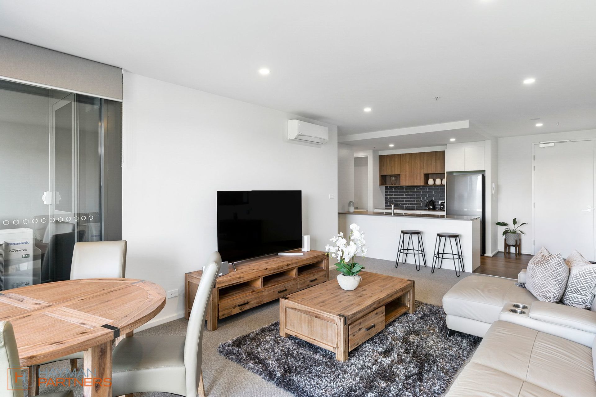 168/15 Irving Street, Phillip ACT 2606, Phillip - Thumbnail 2