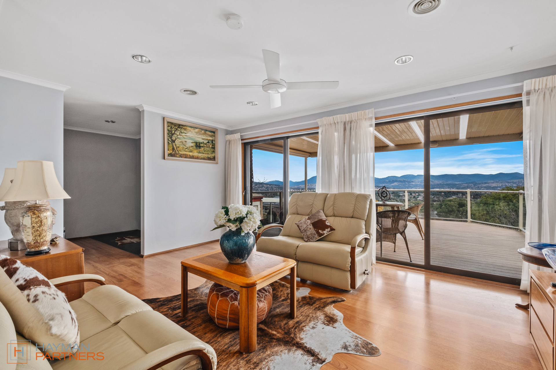 10 Appel Crescent, Fadden ACT 2904, Fadden - Thumbnail 3