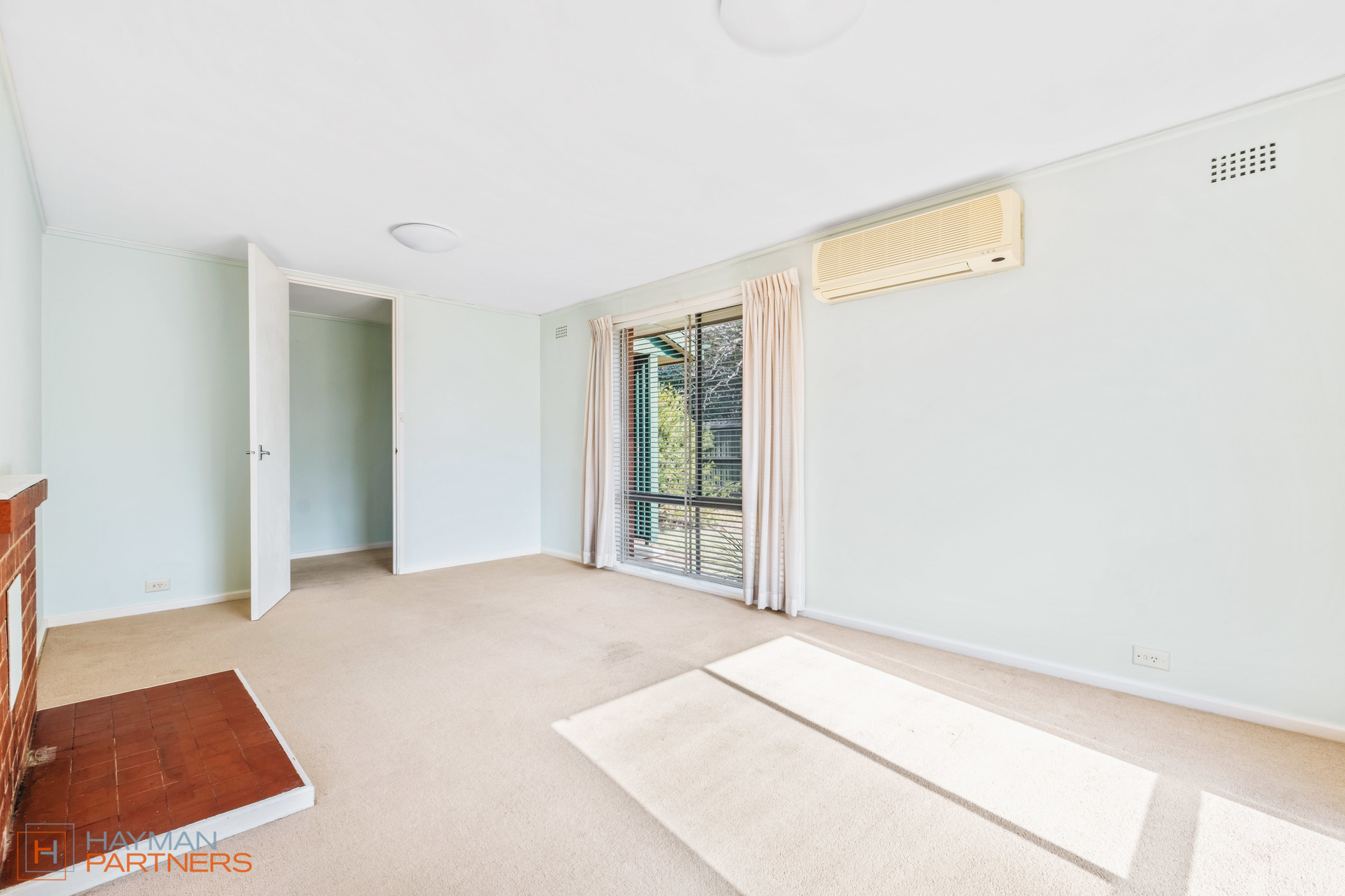 94 Carruthers Street, Curtin ACT 2605, Curtin - Thumbnail 3